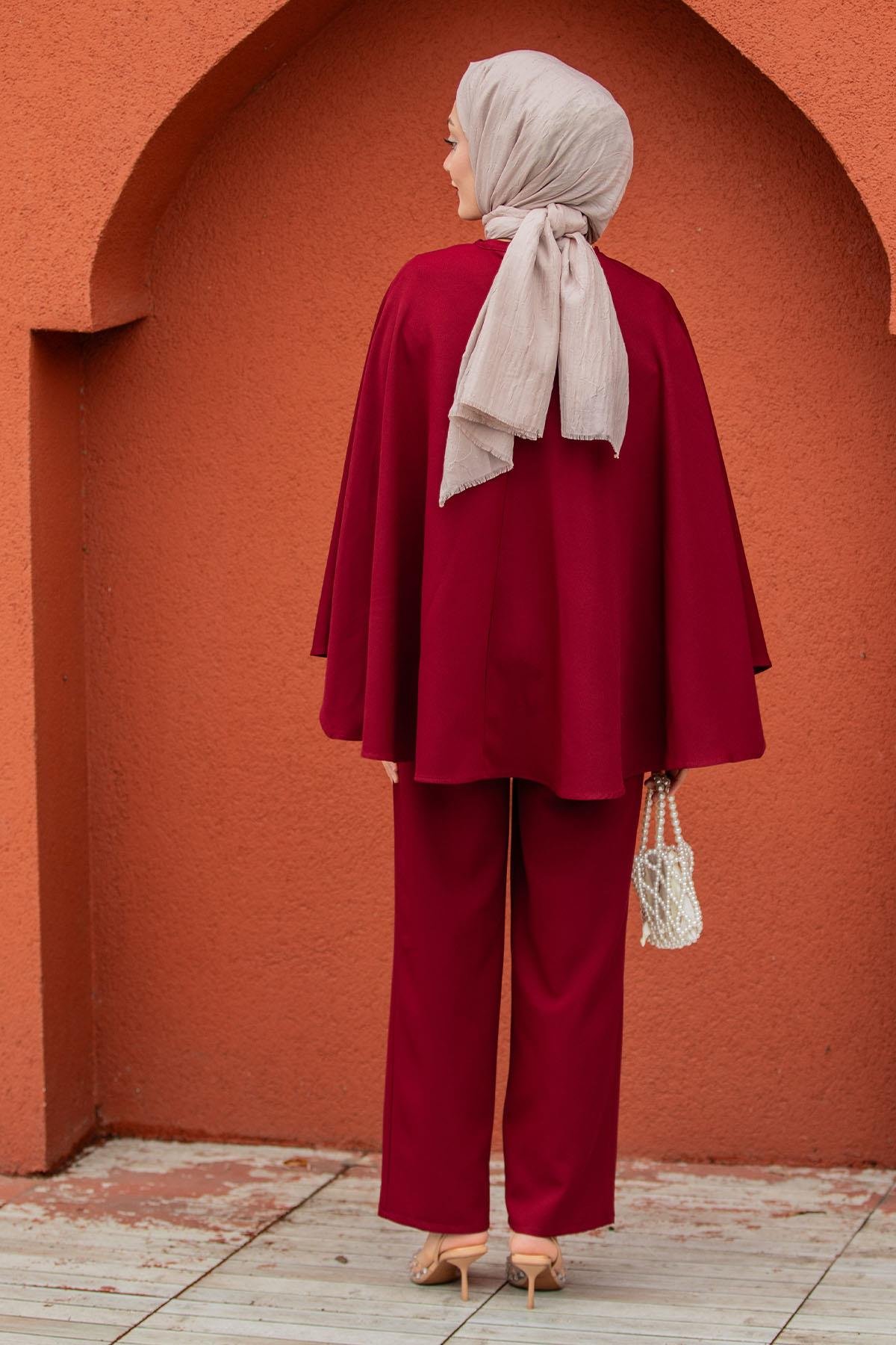 Klasik Kesim Pelerin Detaylı Tulum-Bordo