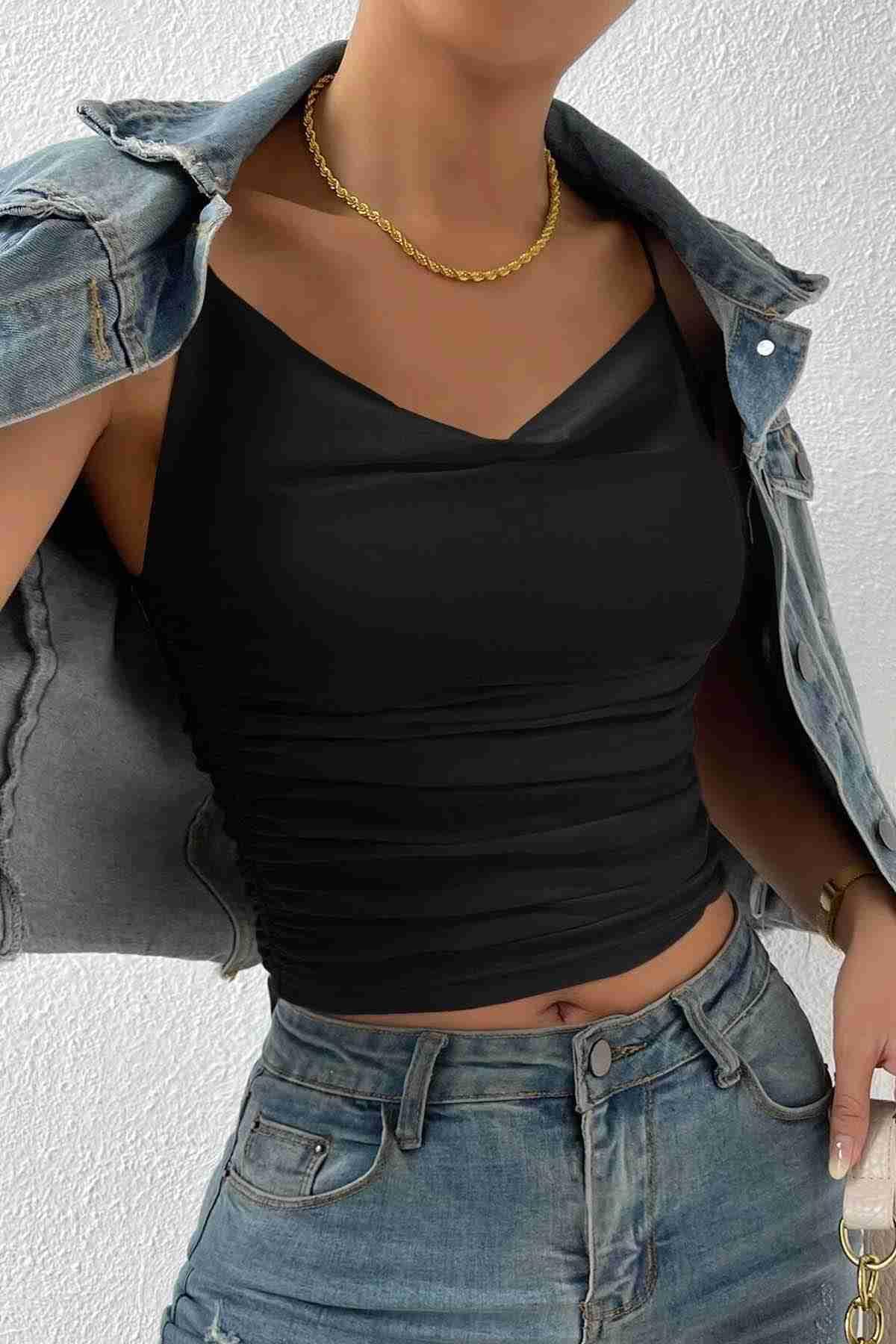 Merry See Kadın Kolsuz Askılı Degaje Yaka Bluz Crop Siyah