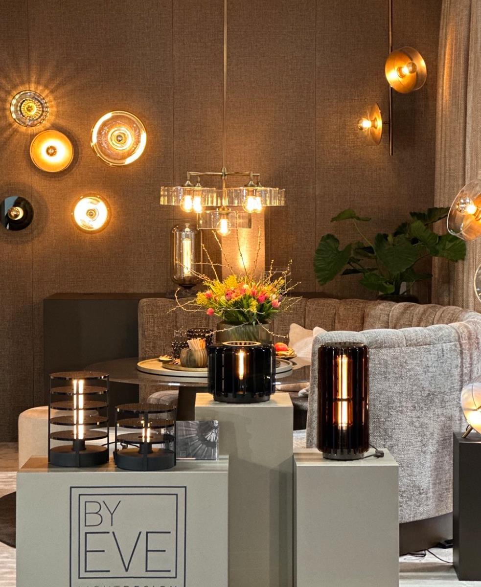 Discus Büyük Boy Masa Lambası