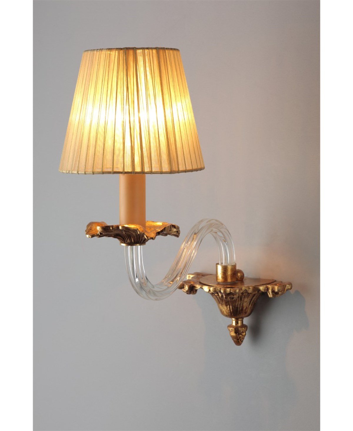 GISELE TEKLİ APLİK