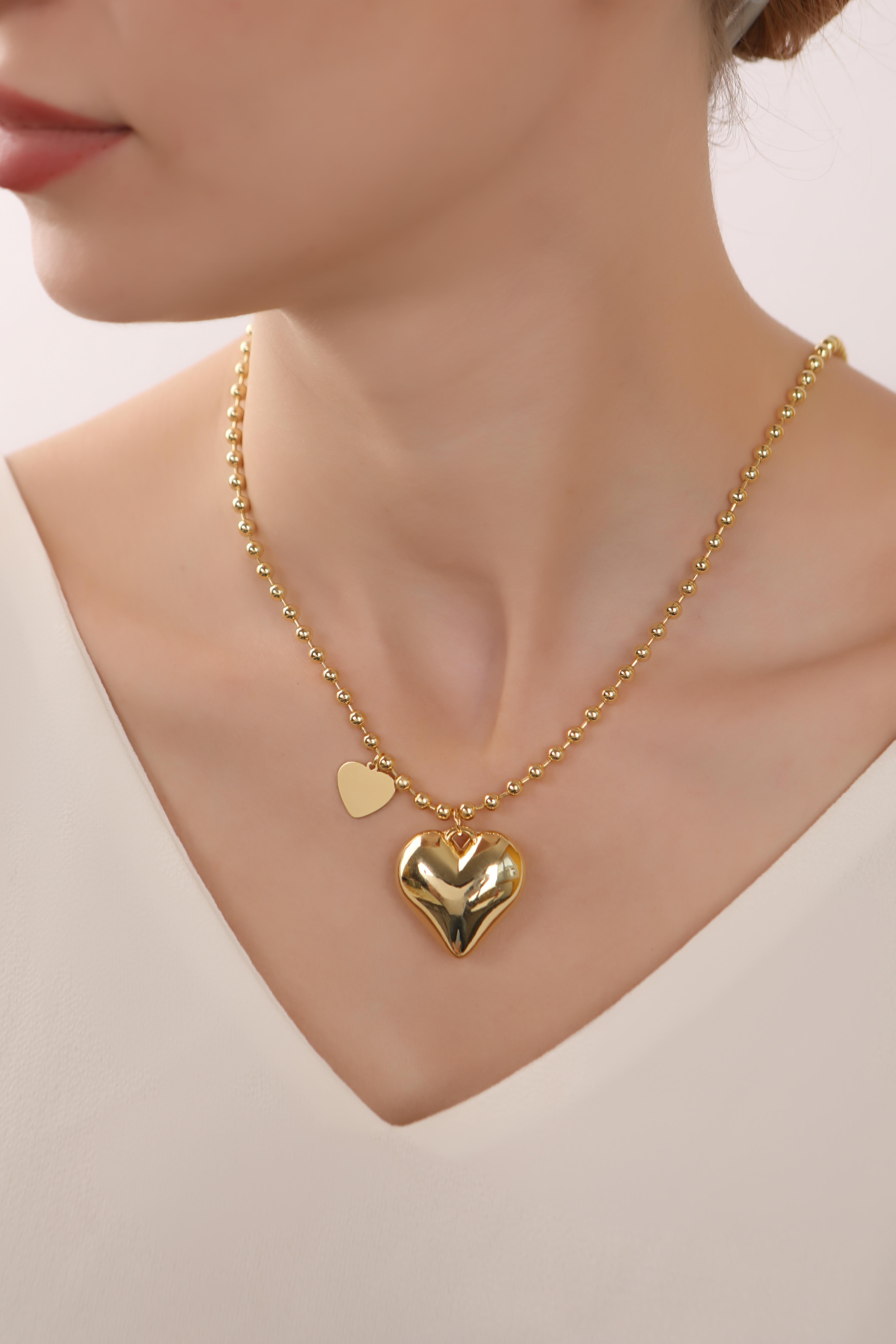 Altın Kaplama Boncuklu Kalp Uçlu Kolye