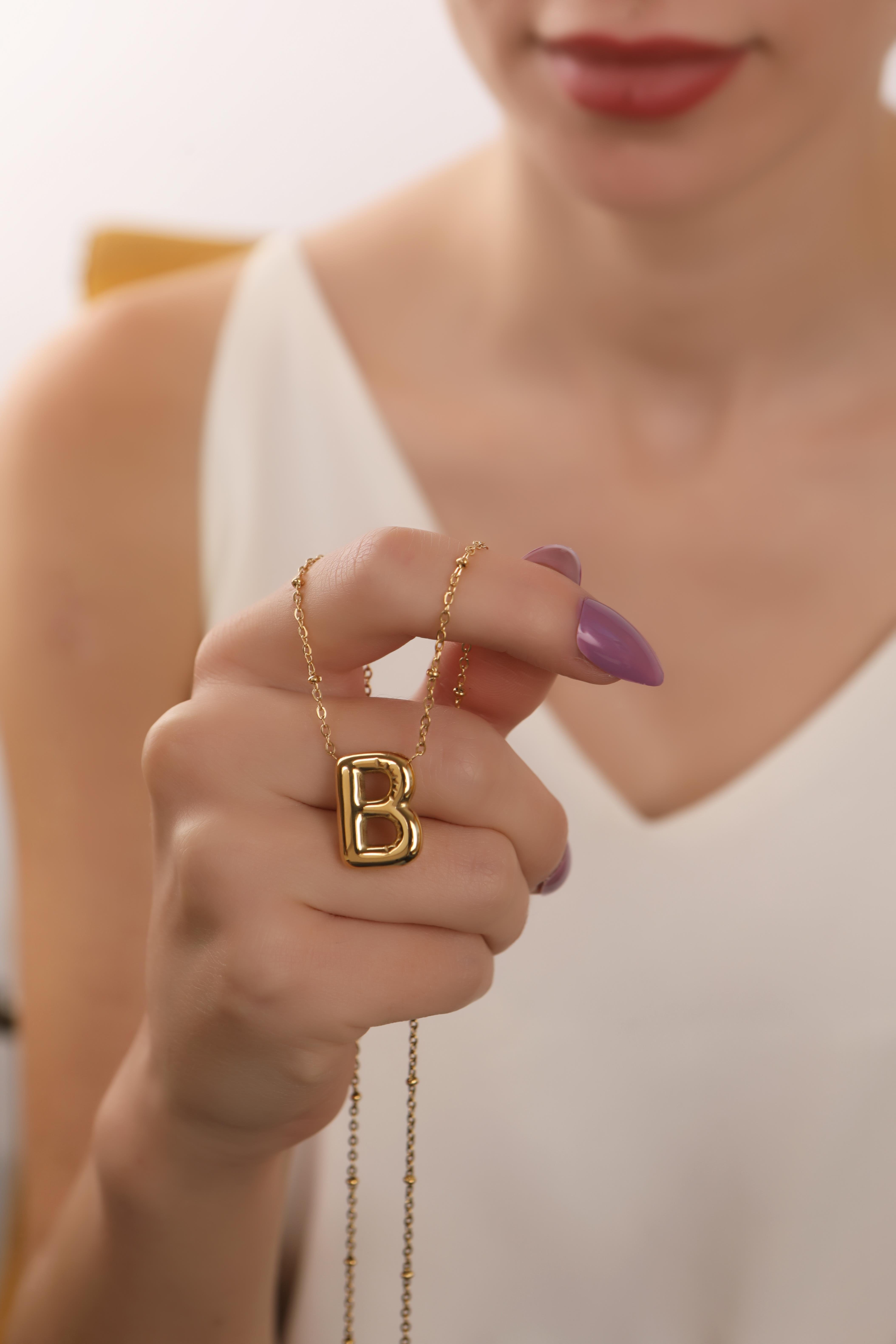 Altın Kaplama Çelik Balon Harf Kolye