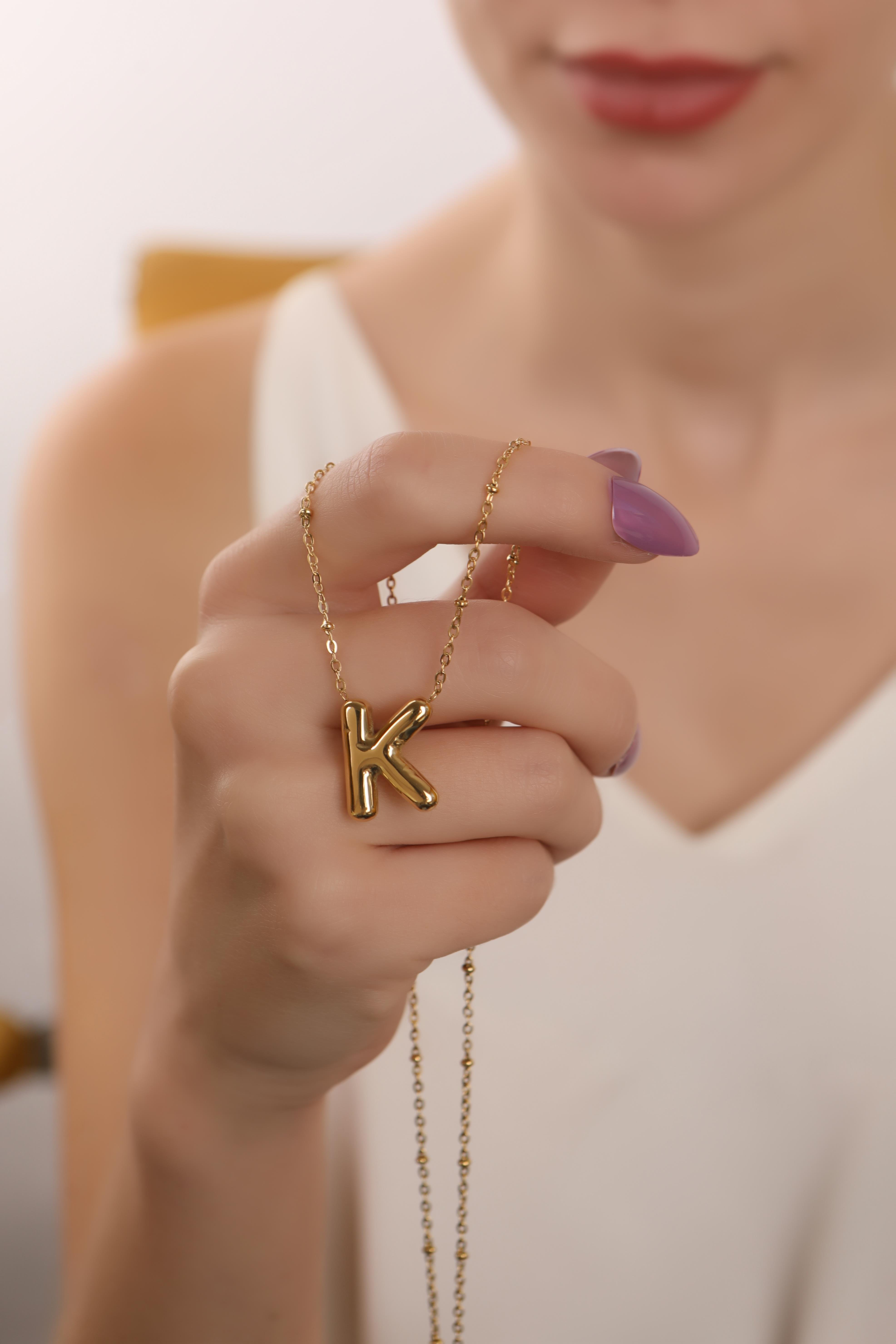 Altın Kaplama Çelik Balon Harf Kolye