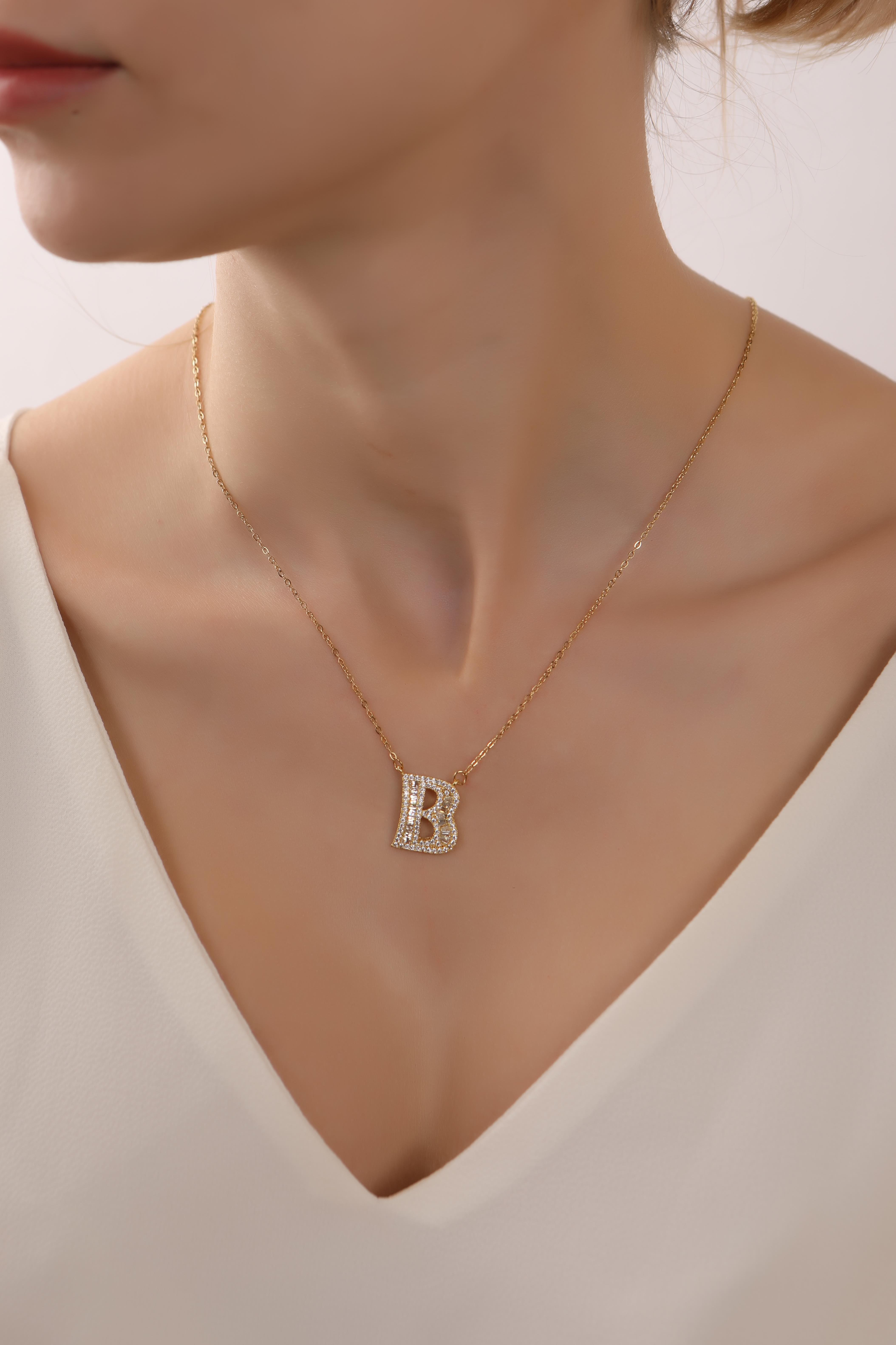 Altın Kaplama Çelik Zirkon Taşlı Harf Kolye