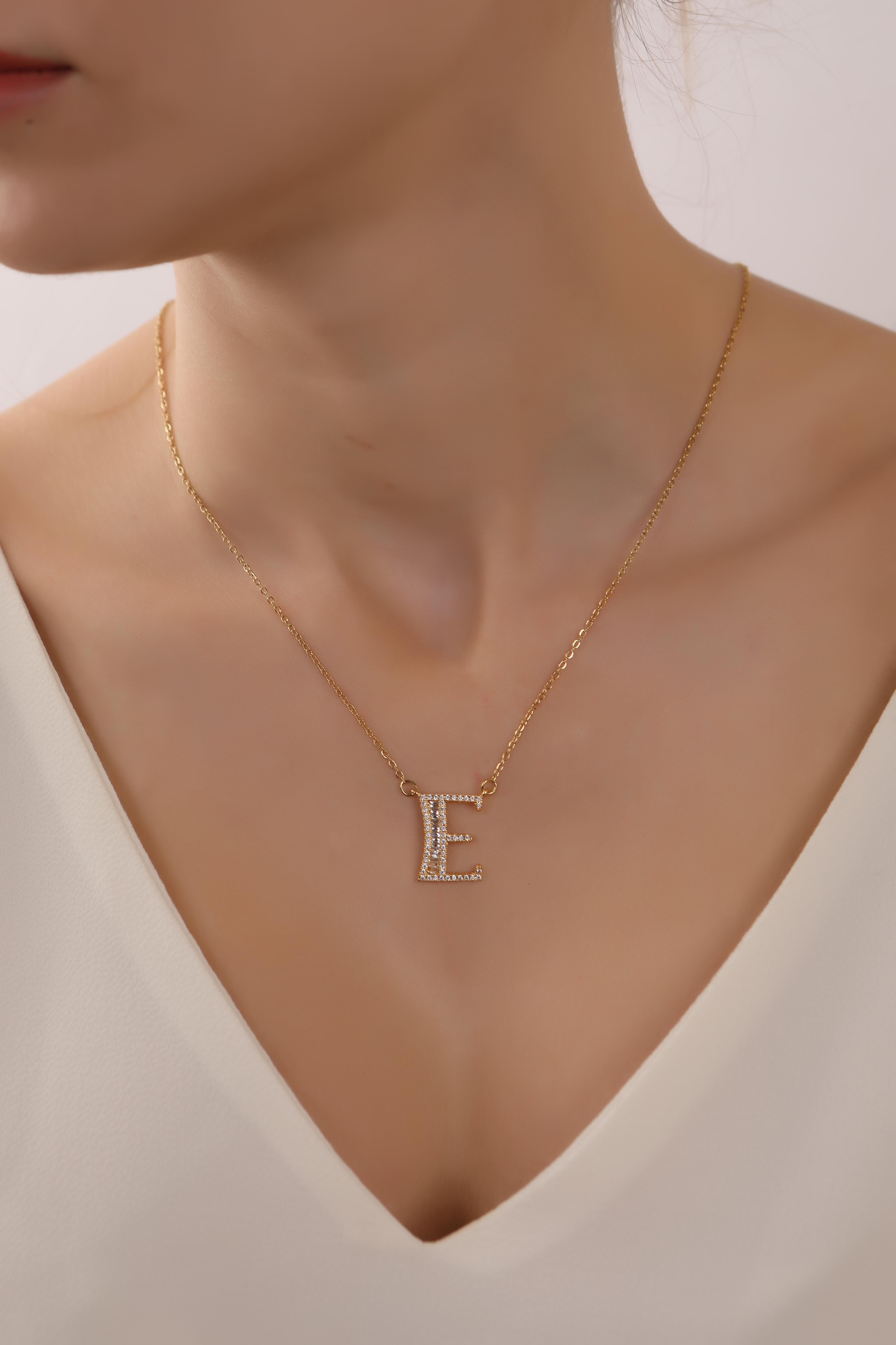 Altın Kaplama Çelik Zirkon Taşlı Harf Kolye