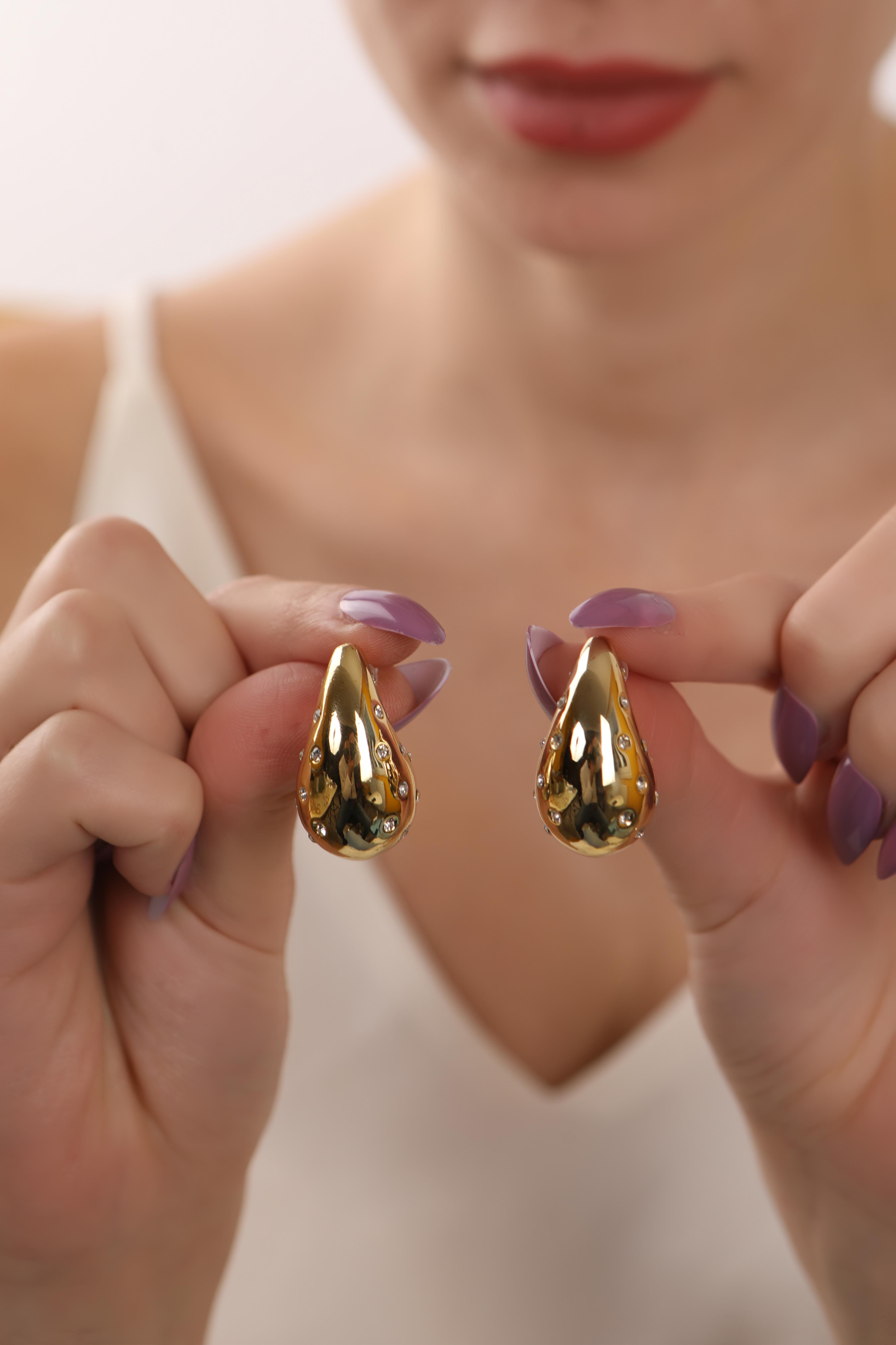 Altın Kaplama Zirkon Taşlı Bottega Küpe