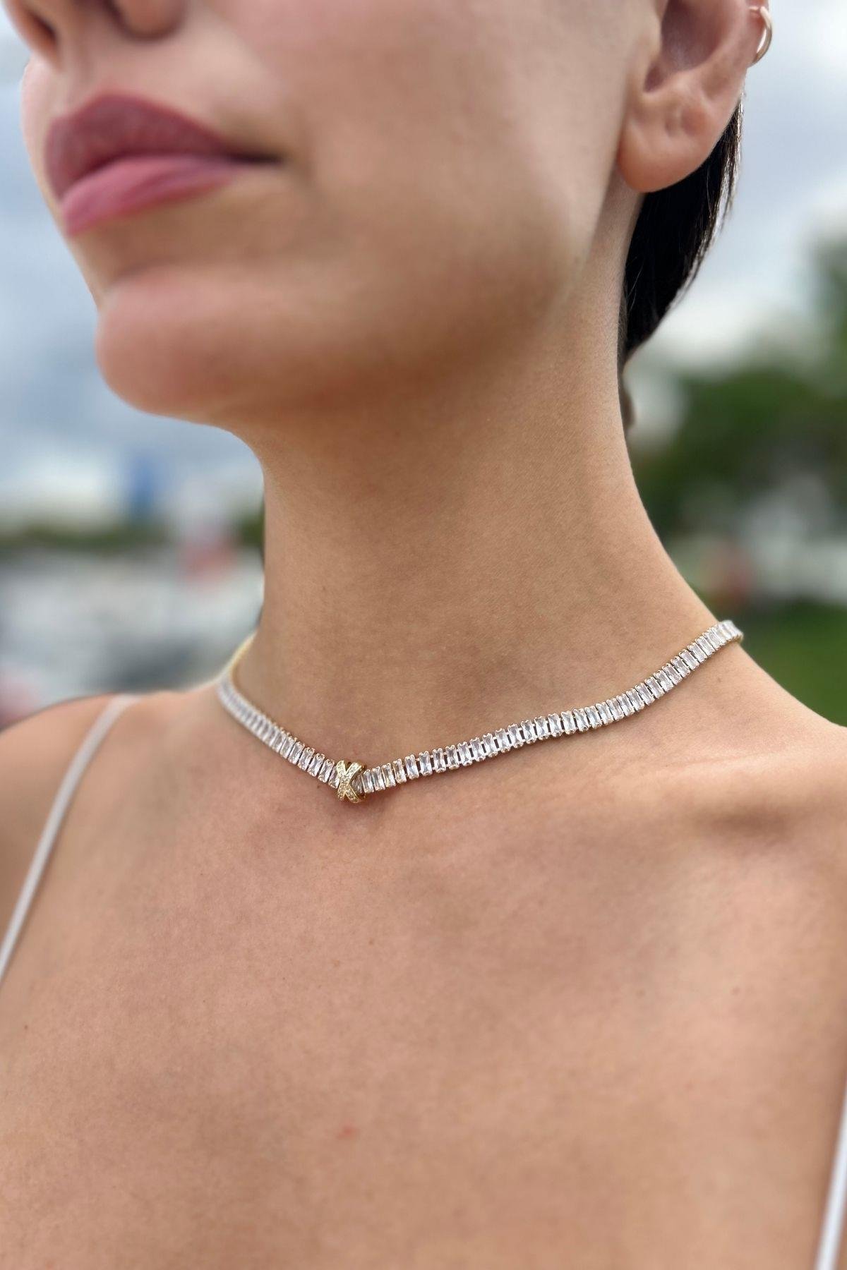 Baget Taşlı Su Yolu Xoxo Çelik Kolye