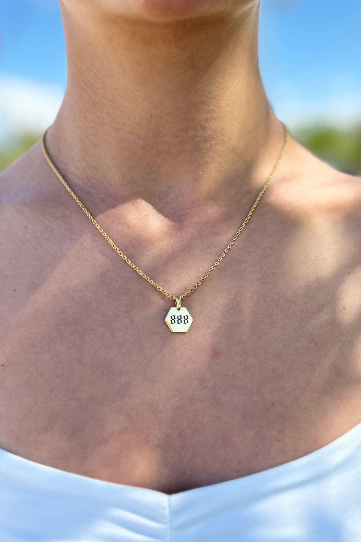 Çelik 888 Melek Kolyesi