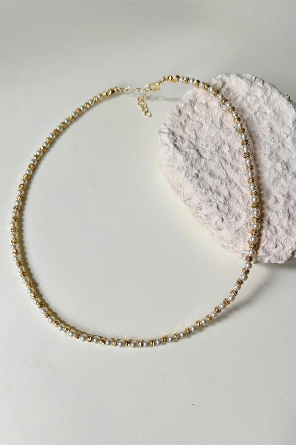 Gold Boncuklu Yapay İnci Kolye