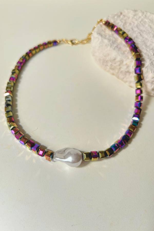 İnci Detaylı Küp Doğaltaş Hematit Kolye