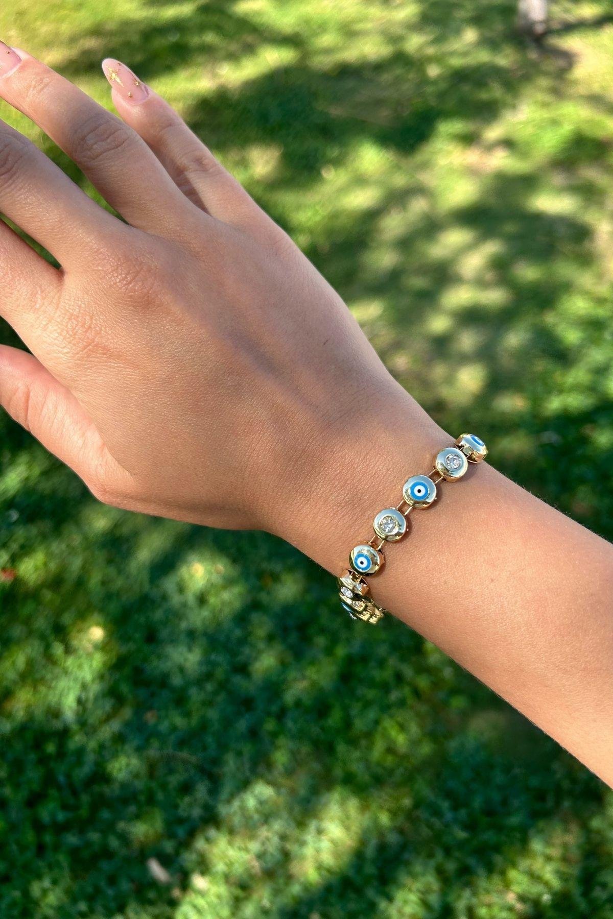 Özel Tasarım Zirkon Taşlı Göz Detaylı Bileklik