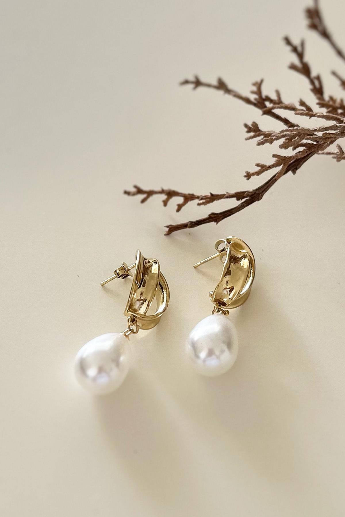 Sallantılı İnci Küpe