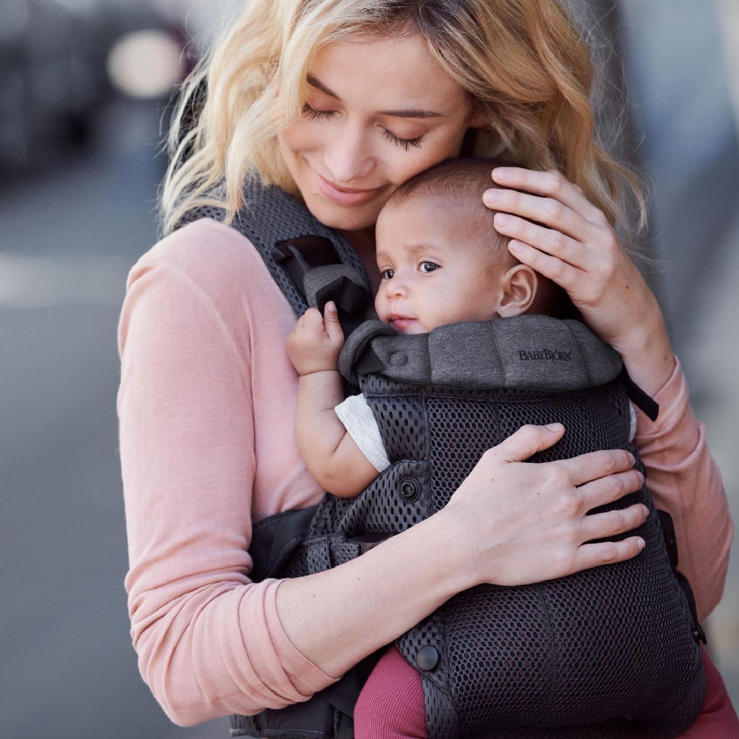 BabyBjörn Balance Soft Woven Jersey Tri-Fabric Dark Grey & Kanguru Harmony Mesh Antracite