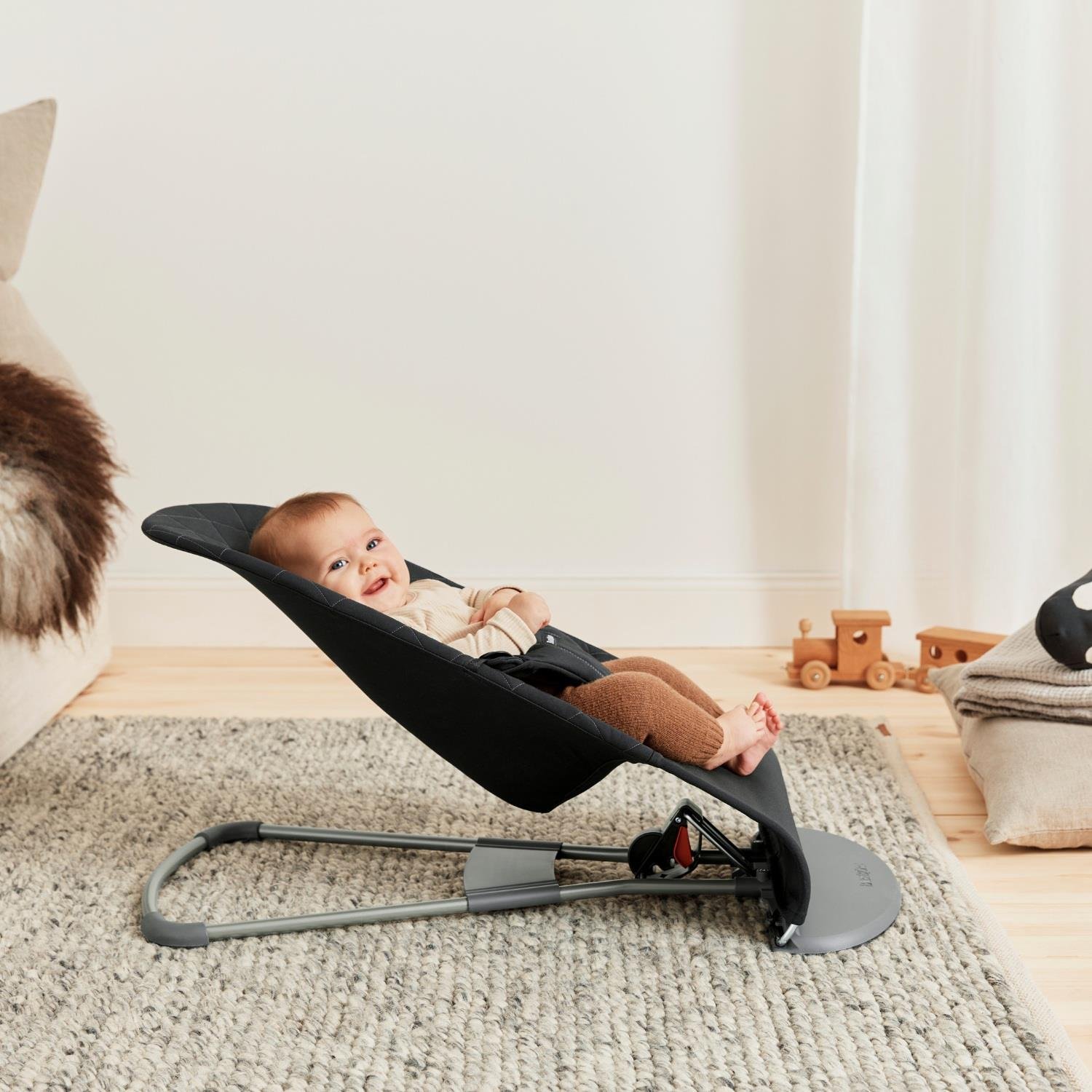 BabyBjörn Black&White Oyuncaklı Bliss Ana Kucağı Woven Black