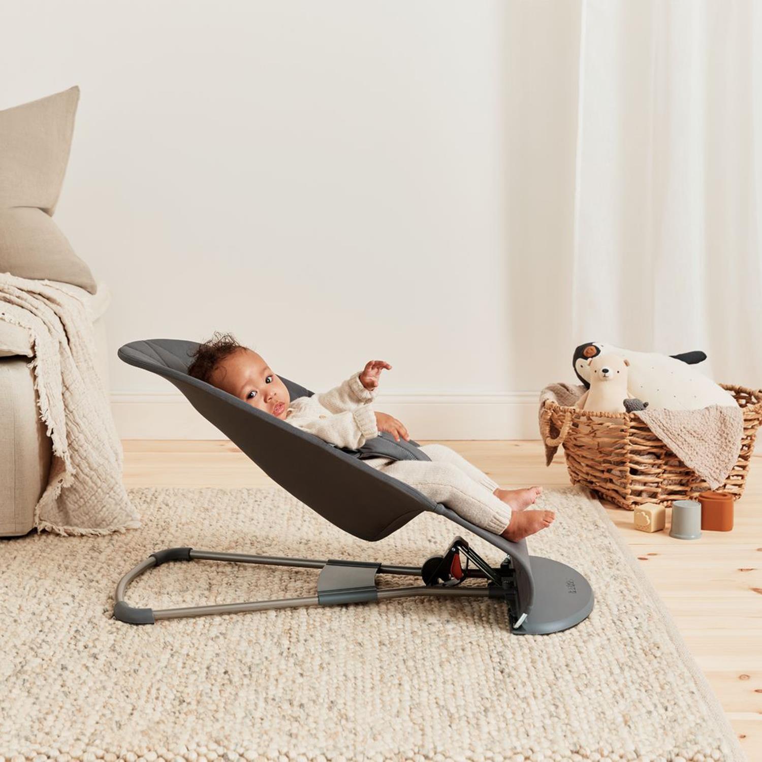 BabyBjörn Bliss Ana Kucağı Petal Cotton Oyuncaklı / Anthracite