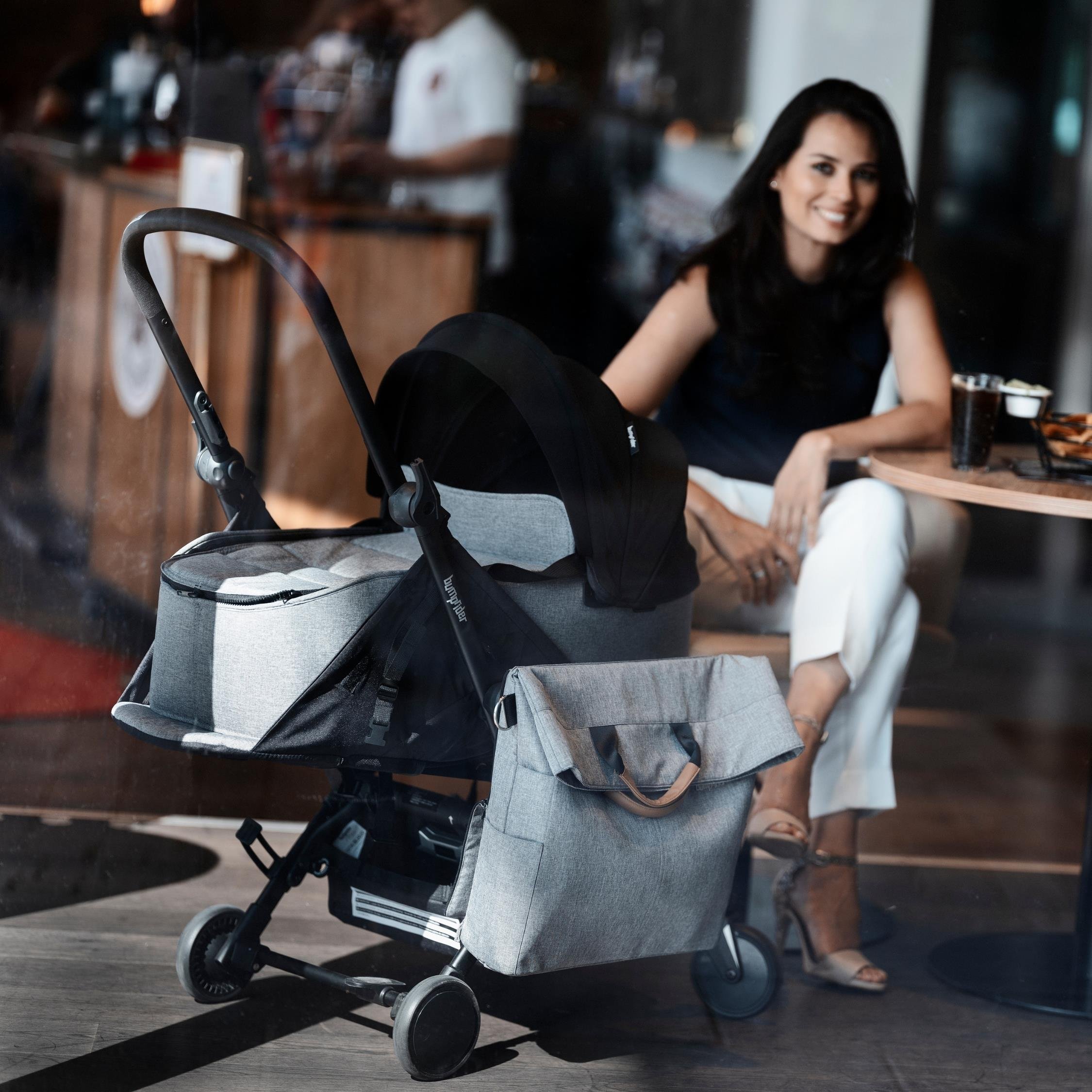 Bumprider Connect 3 Black-Sand Bebek Arabası / Yan Düzenleyici / Black-Brown Yan Bakım Çantası / Black Portbebe