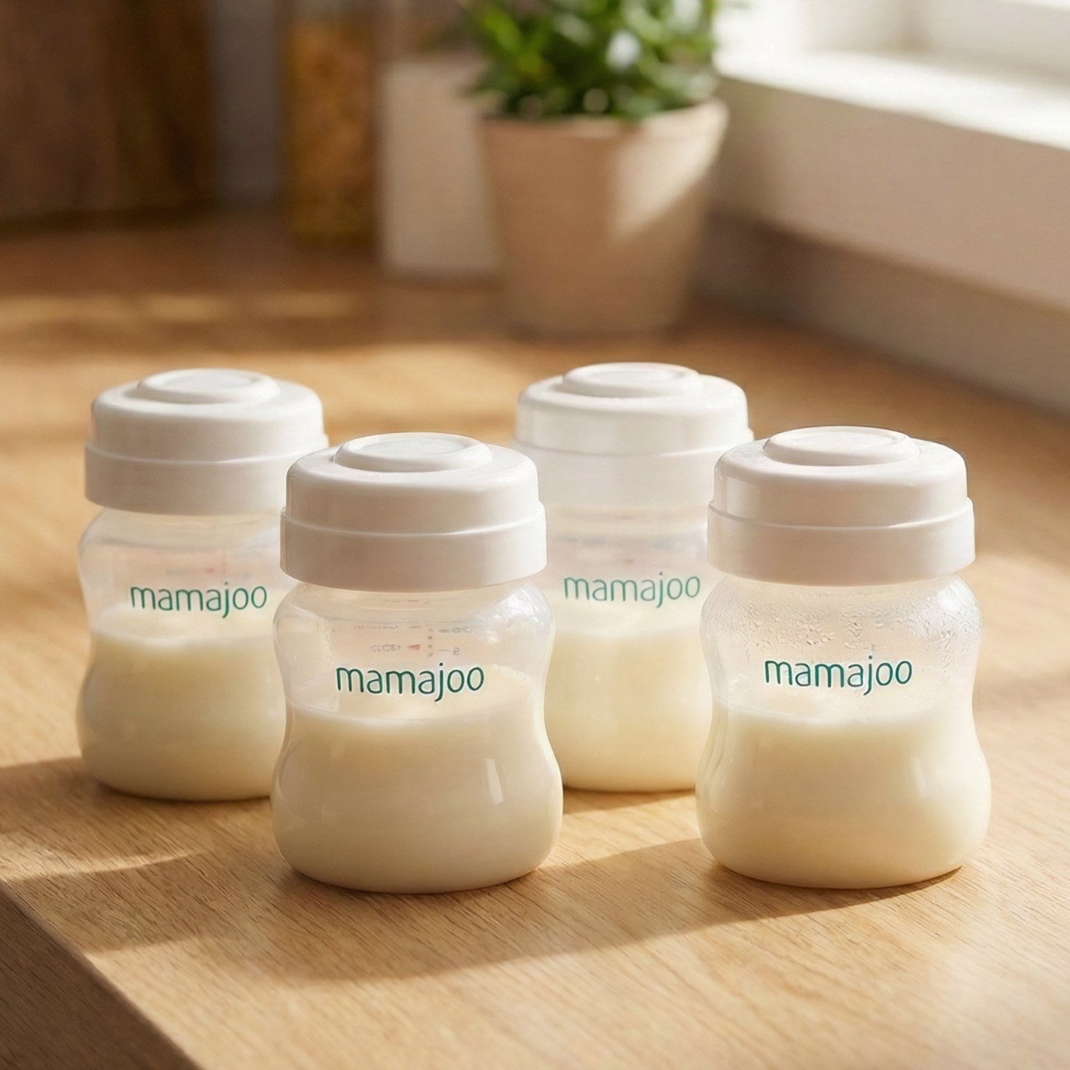 Mamajoo Anne Sütü ve Mama Saklama Kabı Seti 150 ml | Göğüs Pompası Uyumlu, 4lü Set