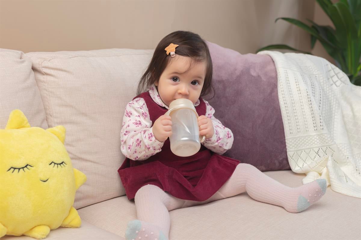 Mamajoo Kulplu Akıtmaz Eğitici Bardak Pearl 270 ml & Anti-Kolik Bardak Ucu