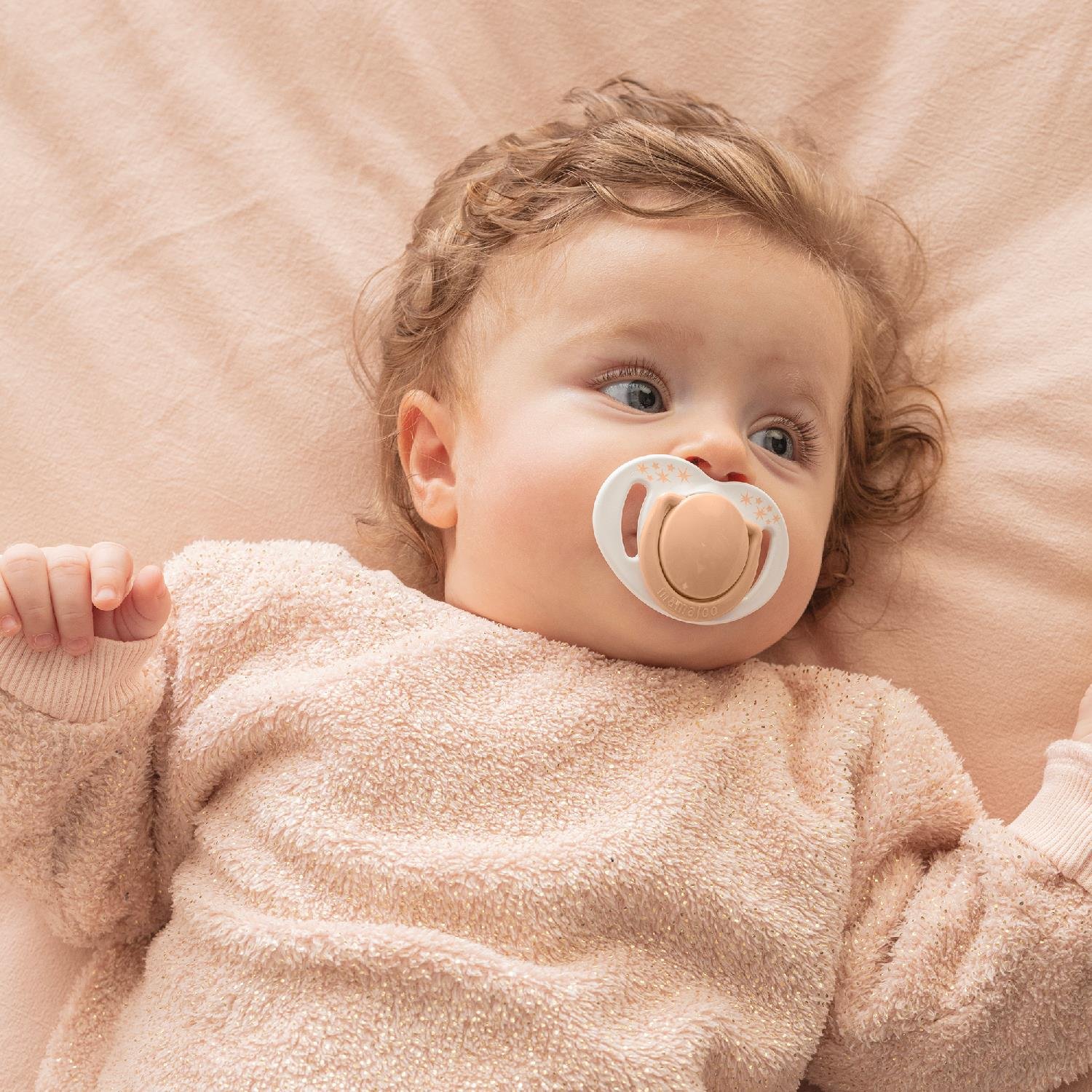 Mamajoo Ortodontik Emzik, 6+ Ay, Powder Blush, İkili | Geniş Hava Delikli, Saklama ve Sterilizasyon Kutusu Hediyeli