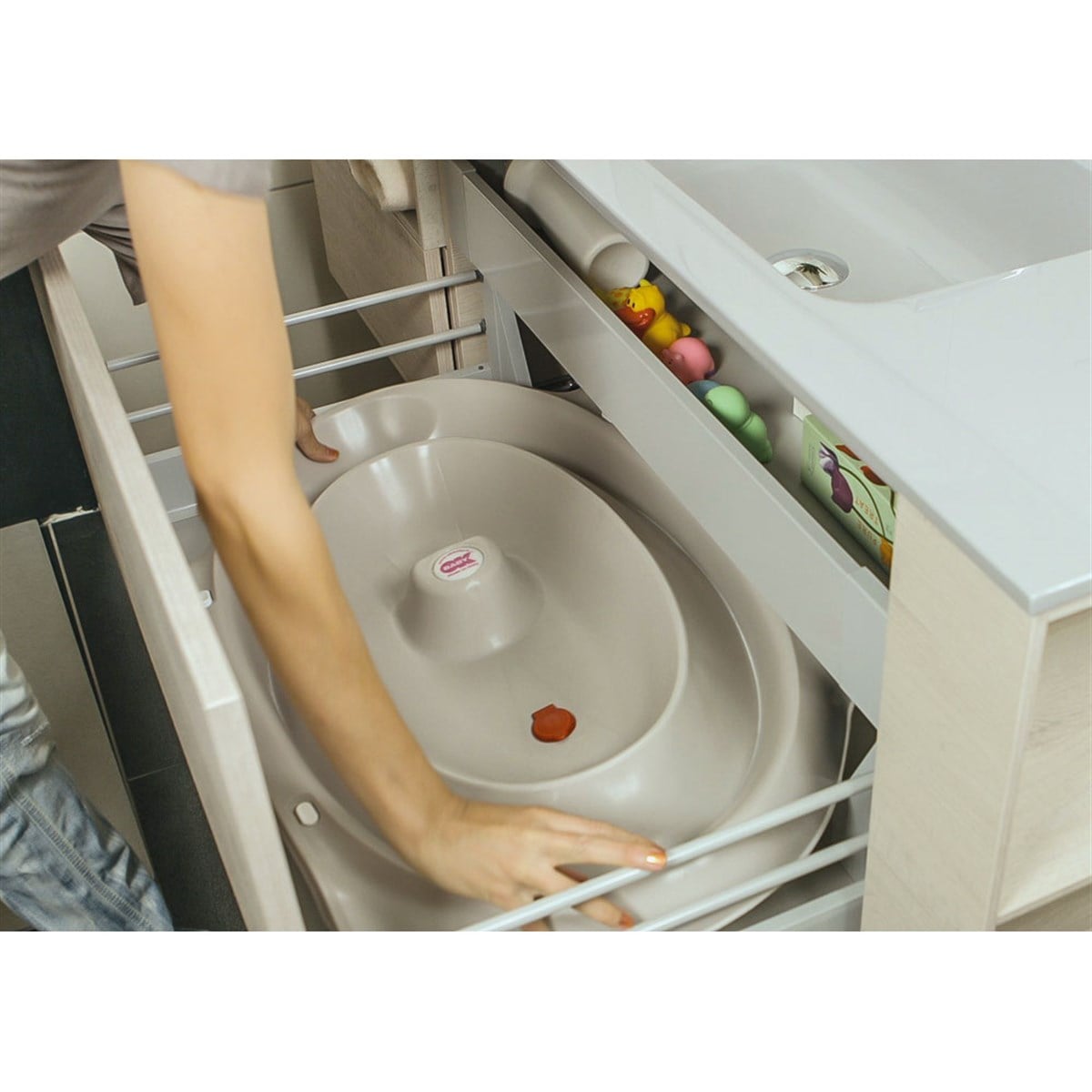 Okbaby Onda Slim Katlanır  Bebek Küveti / Beyaz