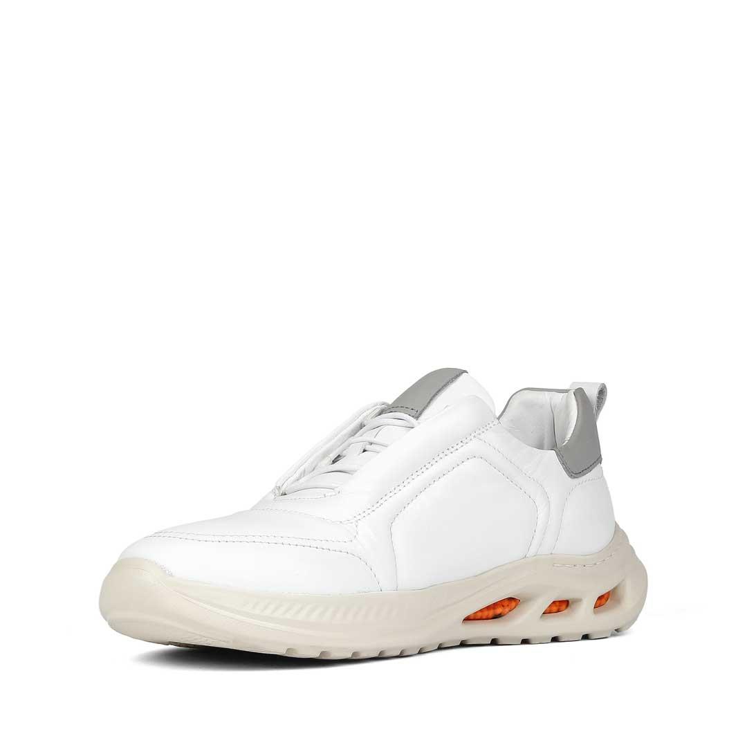 Celal Gültekin Erkek Beyaz Bağcıklı Kalın Tabanlı Deri Sneaker