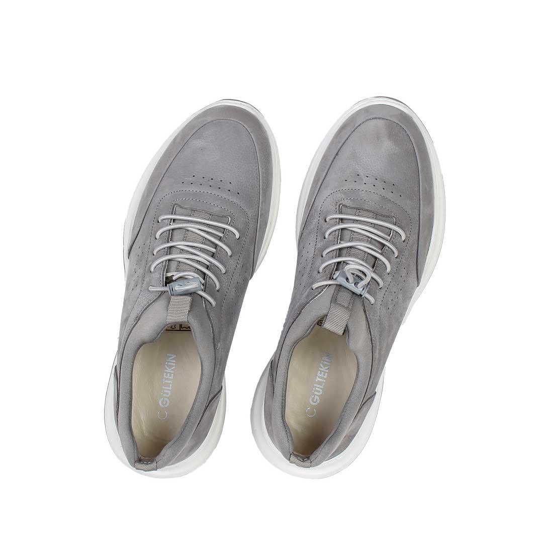 Celal Gültekin Erkek Gri Bağcıklı Kalın Tabanlı Nubuk Deri Sneaker