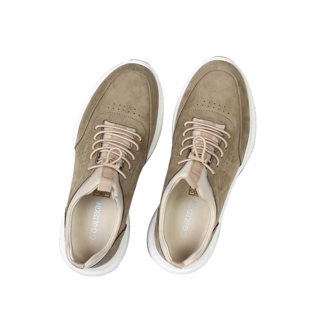 Celal Gültekin Erkek Haki Bağcıklı Kalın Tabanlı Nubuk Deri Sneaker