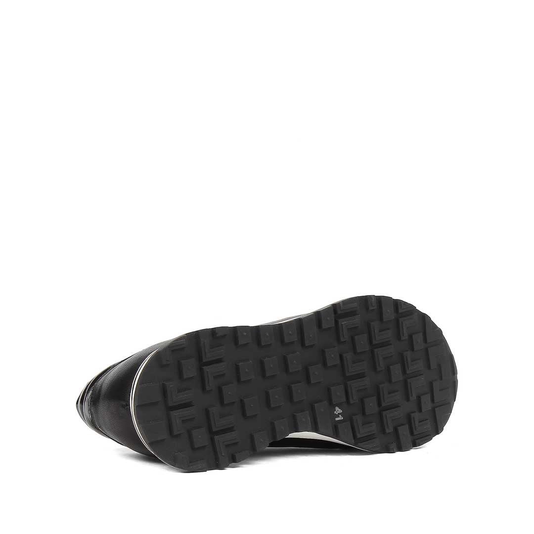 Celal Gültekin Erkek Siyah Bağcıklı Kalın Tabanlı Deri Sneaker