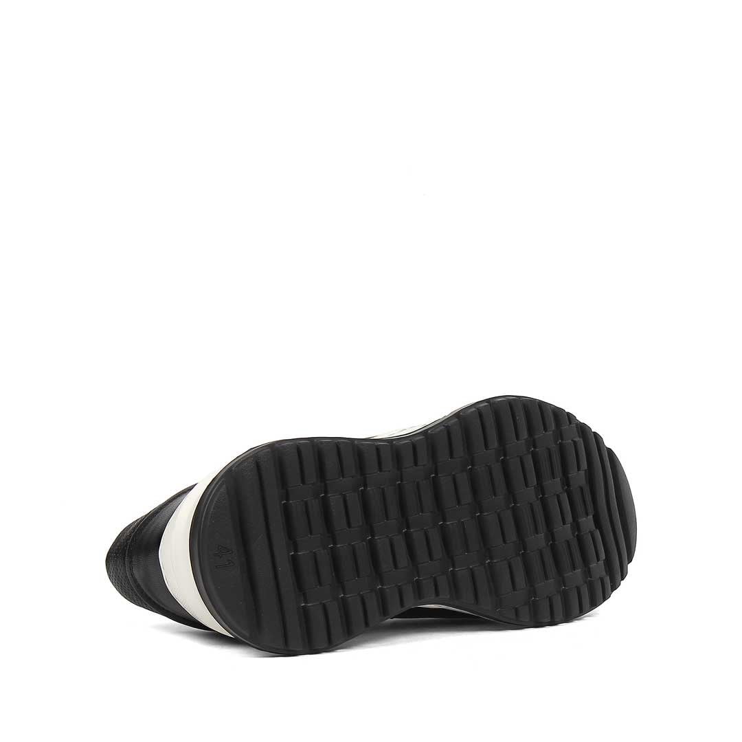 Celal Gültekin Erkek Siyah Bağcıklı Kalın Tabanlı Deri Sneaker