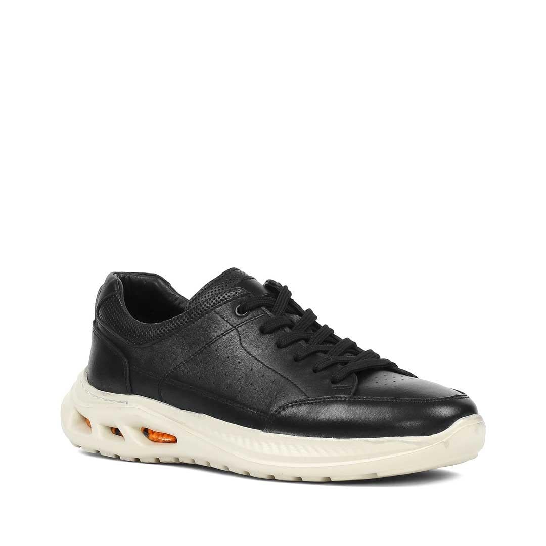 Celal Gültekin Erkek Siyah Bağcıklı Kalın Tabanlı Deri Sneaker
