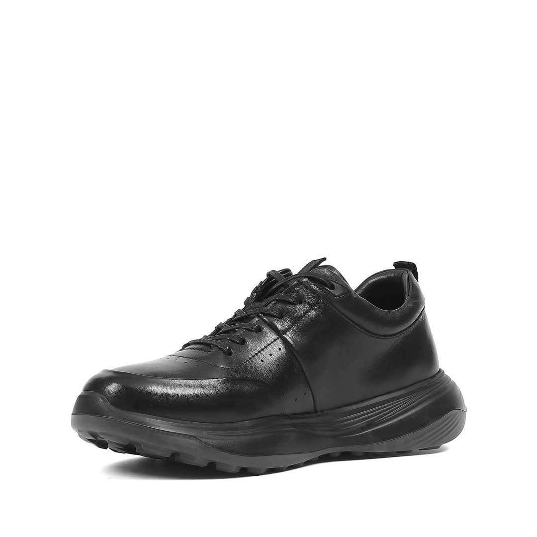 Celal Gültekin Erkek Siyah Bağcıklı Kalın Tabanlı Deri Sneaker