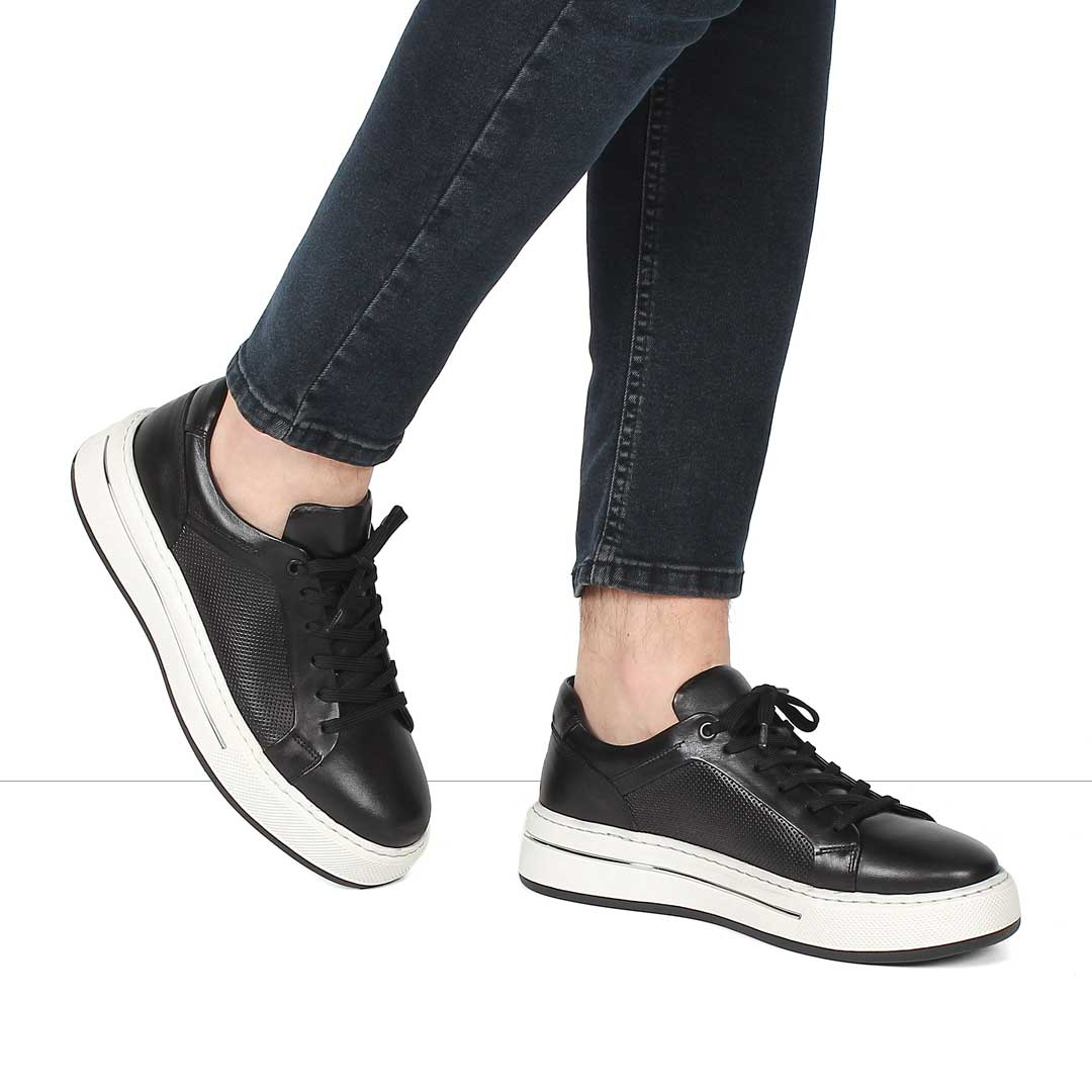 Celal Gültekin Erkek Siyah Baskılı Bağcıklı Kalın Tabanlı Deri Sneaker