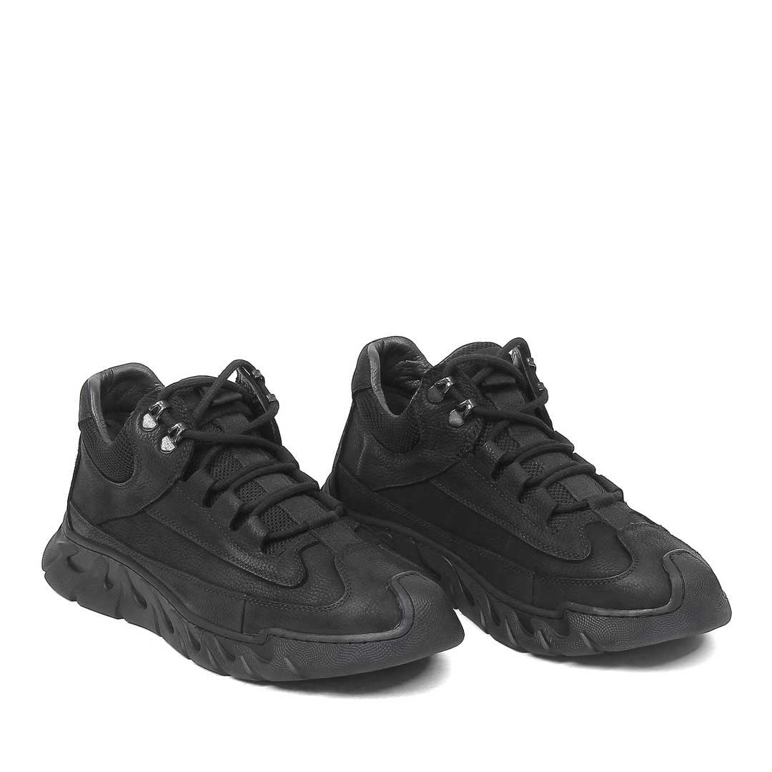 Celal Gültekin Erkek Siyah Kalın Tabanlı Nubuk Deri Sneaker