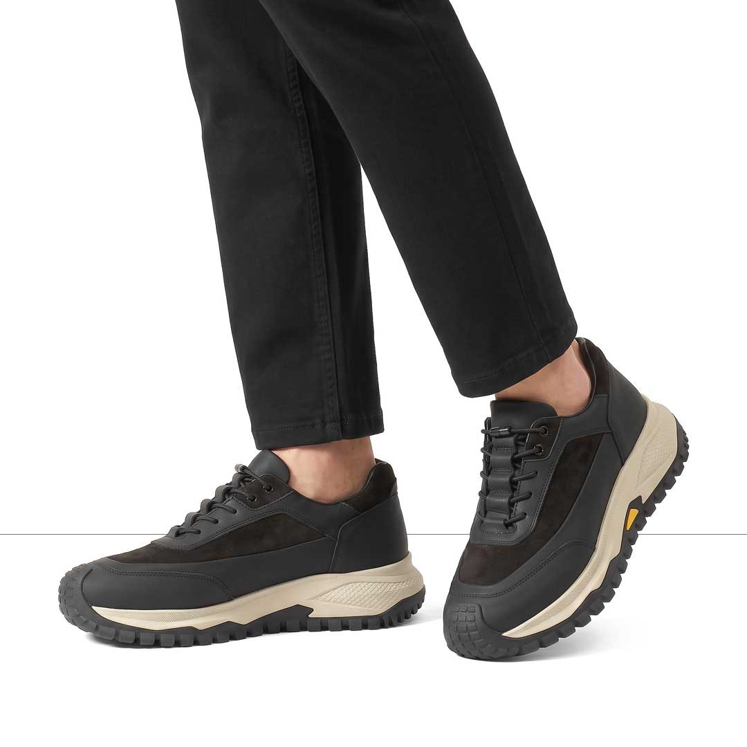 Celal Gültekin Erkek Siyah Nubuk Deri Sneaker