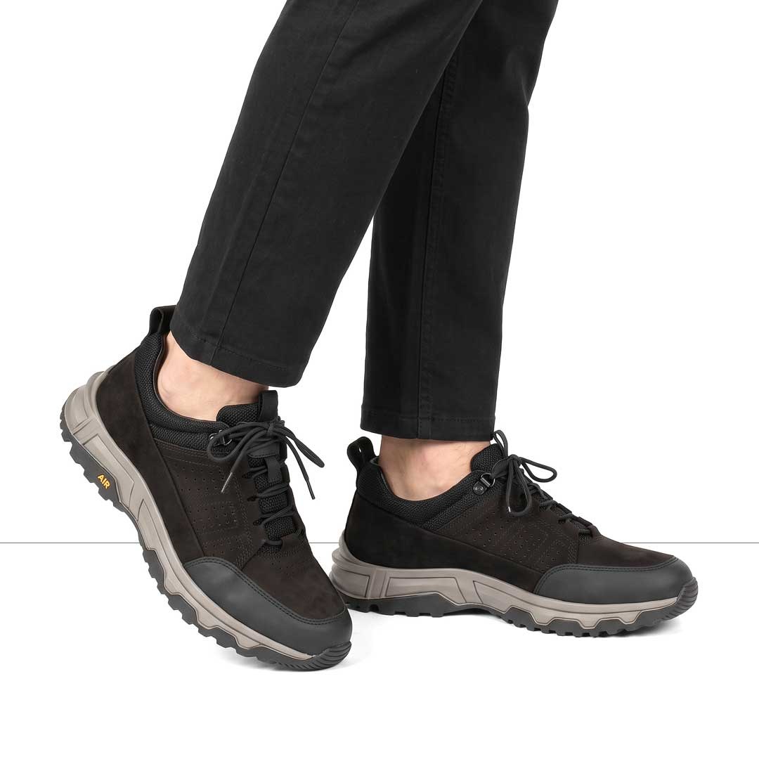 Celal Gültekin Erkek Siyah Nubuk Deri Sneaker