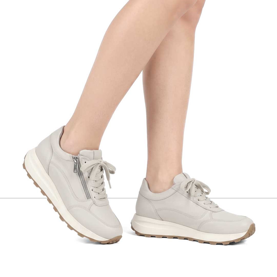 Celal Gültekin Kadın Bej Bağcıklı Fermuarlı Deri Sneaker