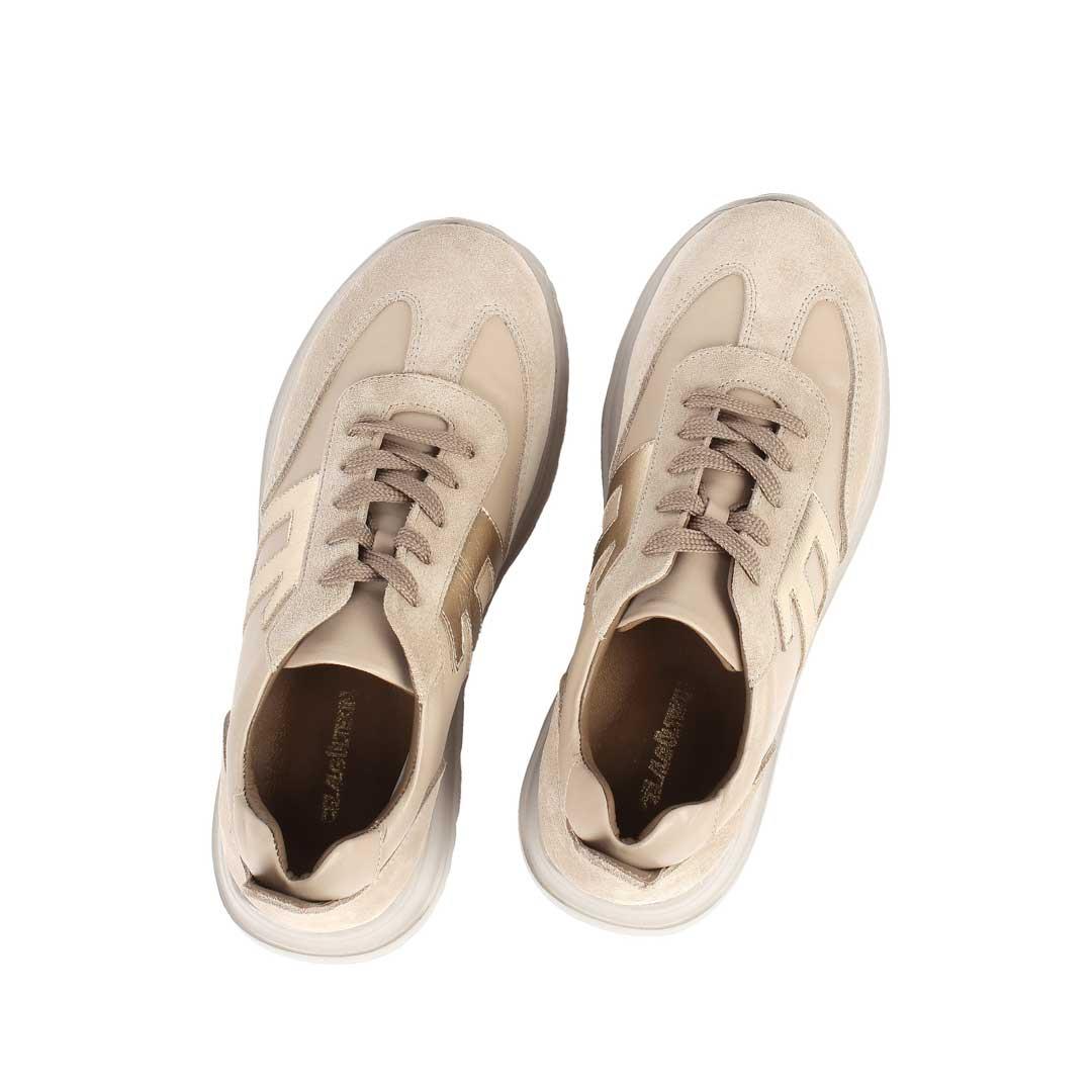 Celal Gültekin Kadın Bej Bağcıklı Kalın Tabanlı Süet Deri Sneaker