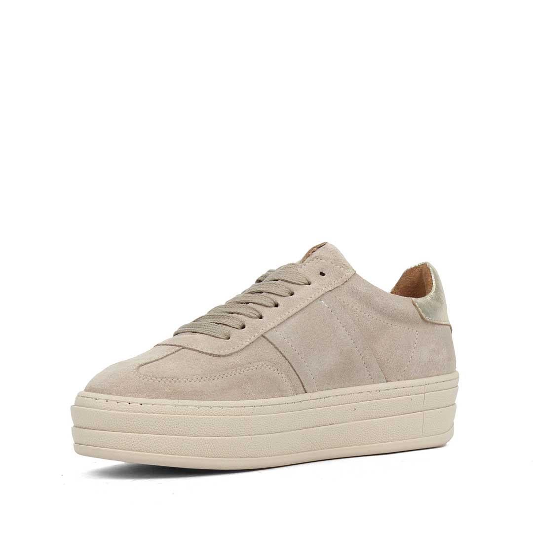 Celal Gültekin Kadın Bej Bağcıklı Kalın Tabanlı Süet Deri Sneaker