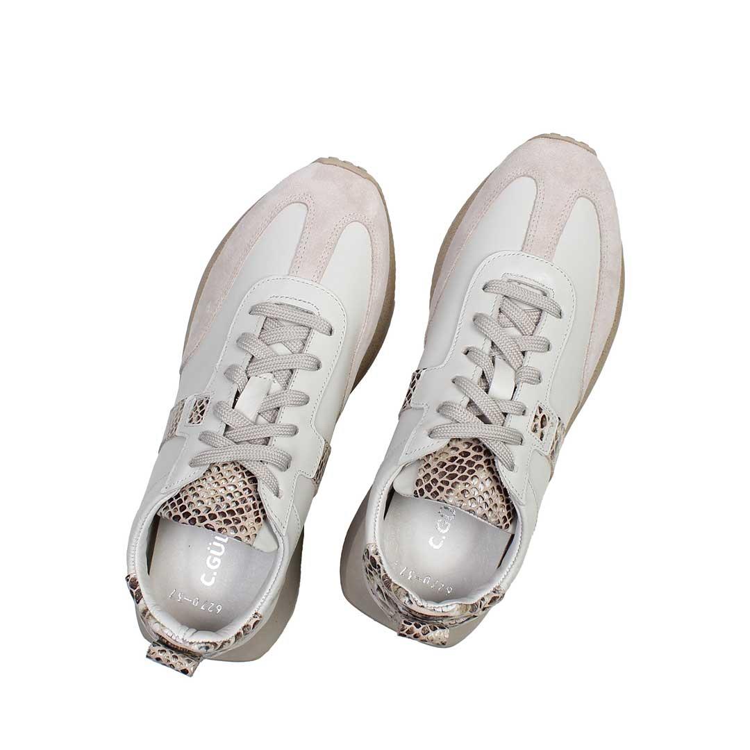 Celal Gültekin Kadın Bej Bağcıklı Kalın Tabanlı Süet Deri Sneaker
