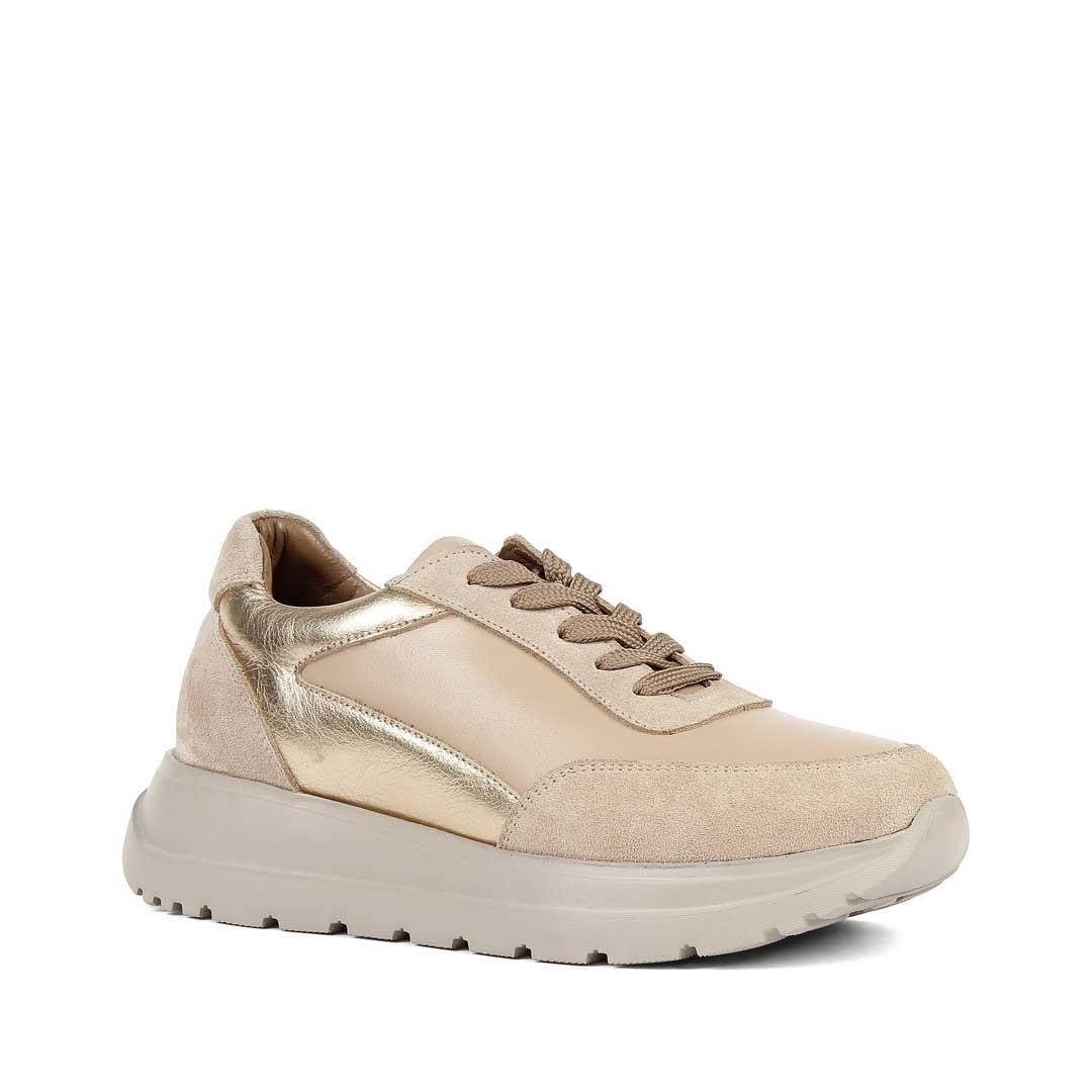Celal Gültekin Kadın Bej Bağcıklı Kalın Tabanlı Süet Deri Sneaker