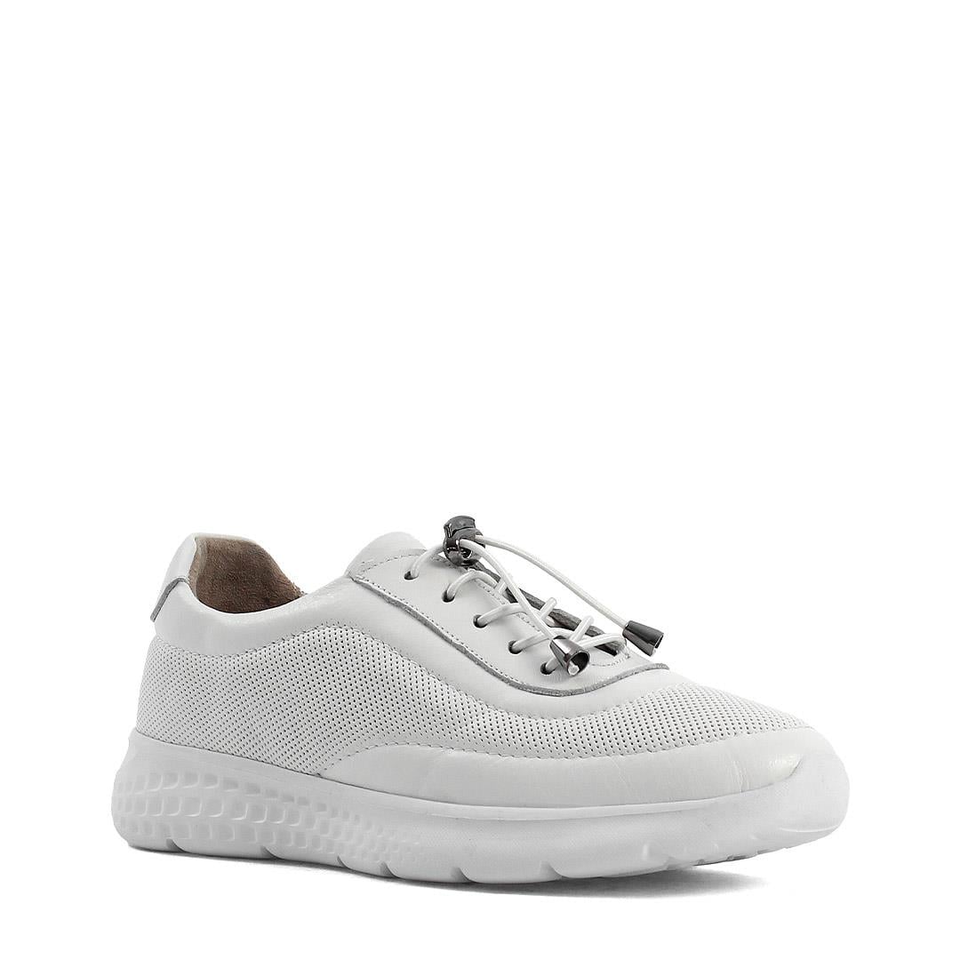 Celal Gültekin Kadın Beyaz Bağcıklı Kalın Tabanlı Deri Sneaker