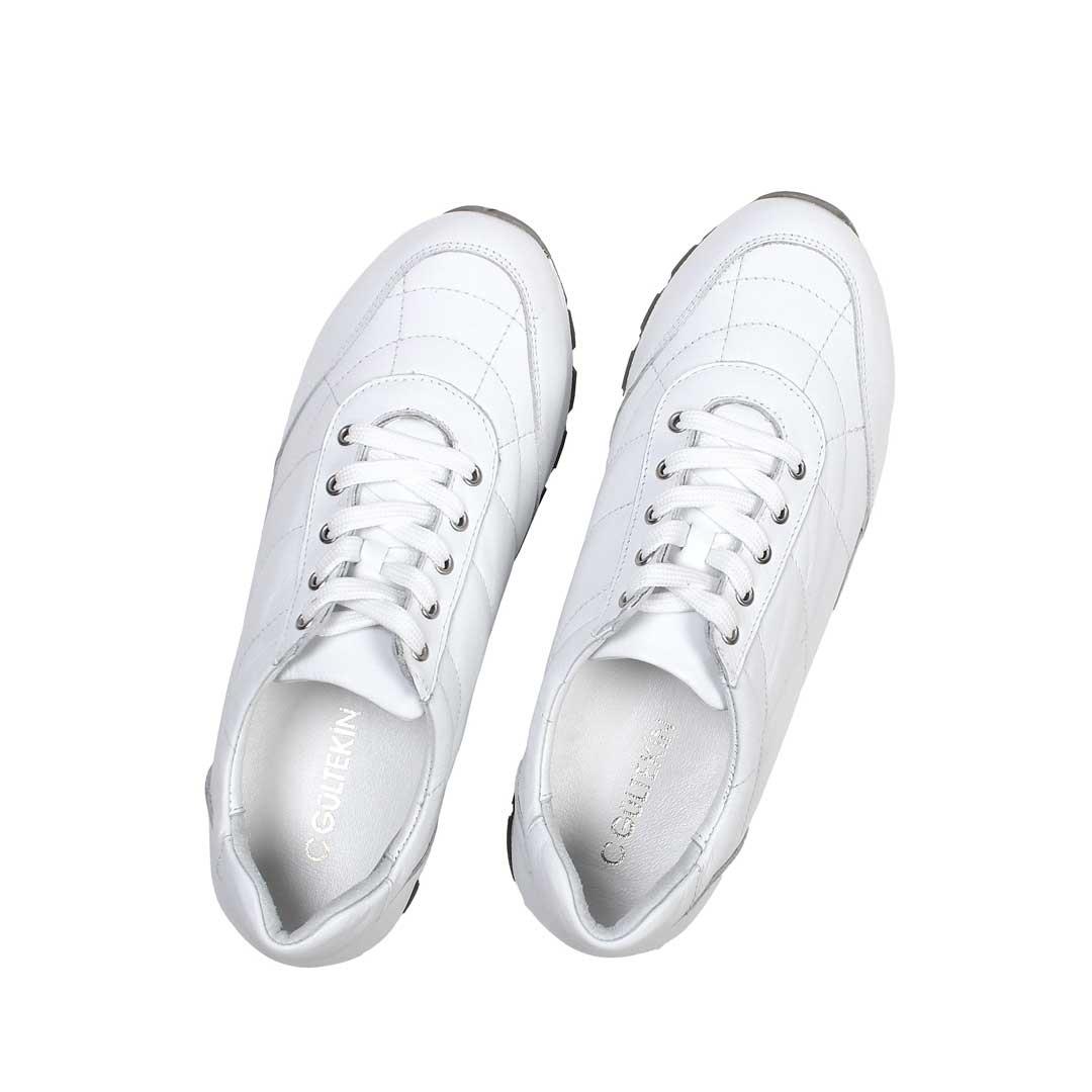 Celal Gültekin Kadın Beyaz Bağcıklı Kalın Tabanlı Deri Sneaker