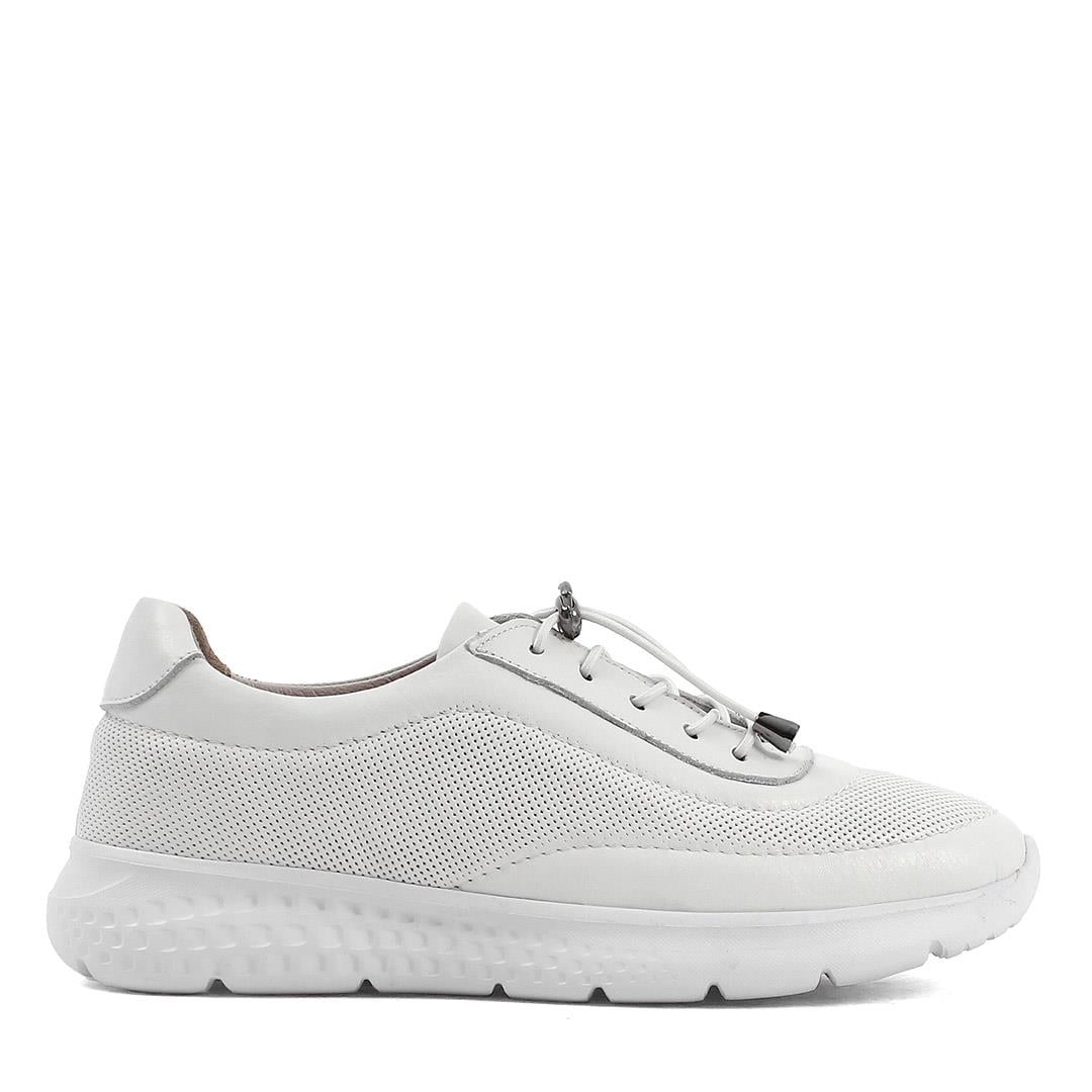 Celal Gültekin Kadın Beyaz Bağcıklı Kalın Tabanlı Deri Sneaker
