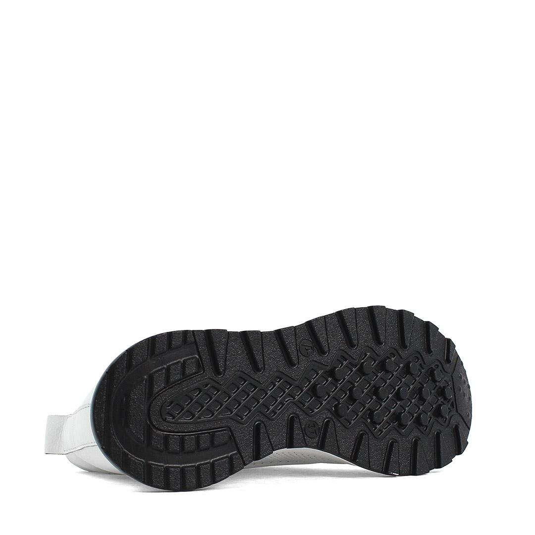 Celal Gültekin Kadın Beyaz Bağcıklı Kalın Tabanlı Süet Deri Sneaker