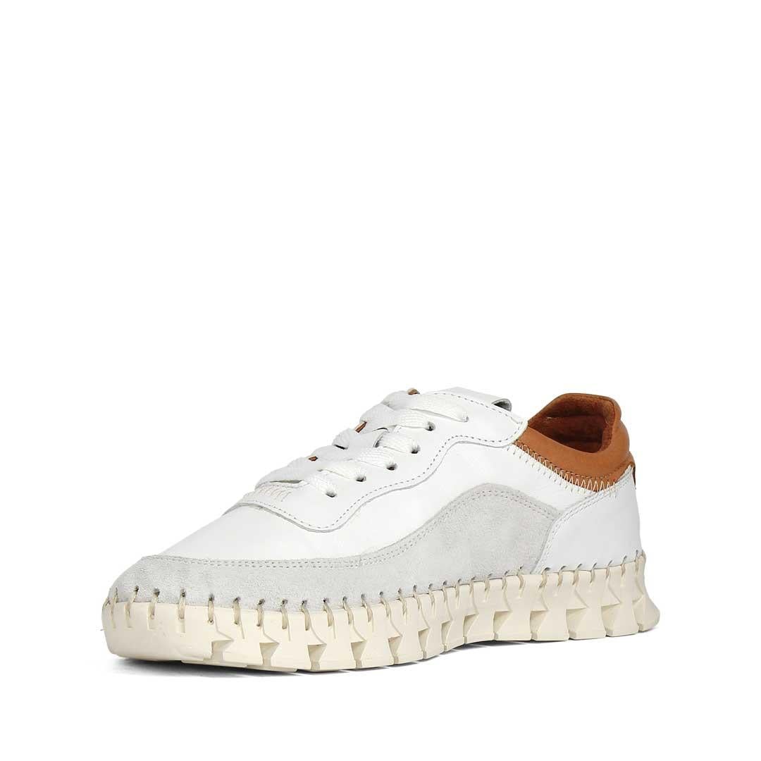 Celal Gültekin Kadın Beyaz Bağcıklı Kalın Tabanlı Süet Deri Sneaker