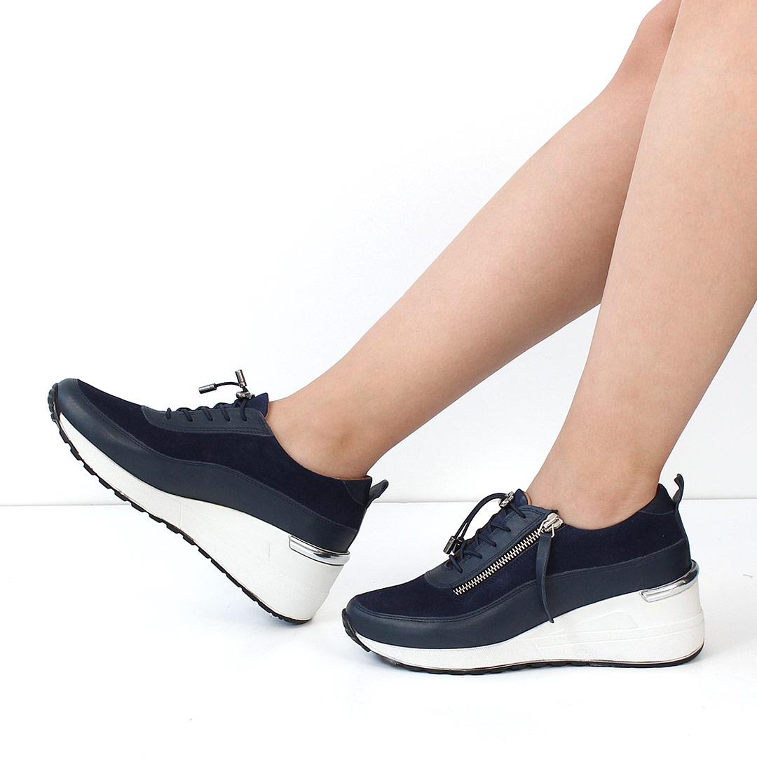 Celal Gültekin Kadın Lacivert Dolgu Topuklu Süet Deri Sneaker