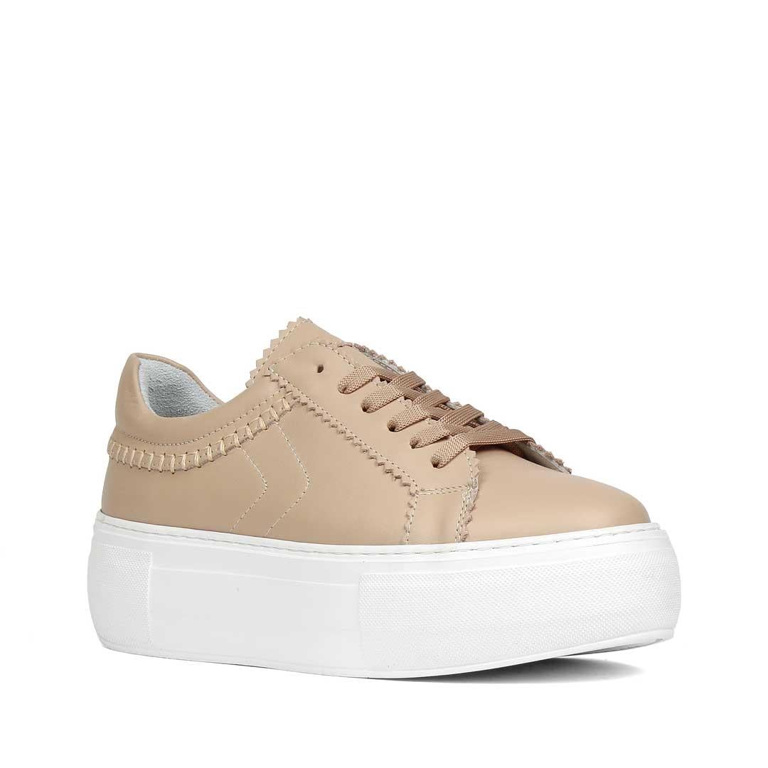 Celal Gültekin Kadın Pudra Bağcıklı Kalın Tabanlı Deri Sneaker