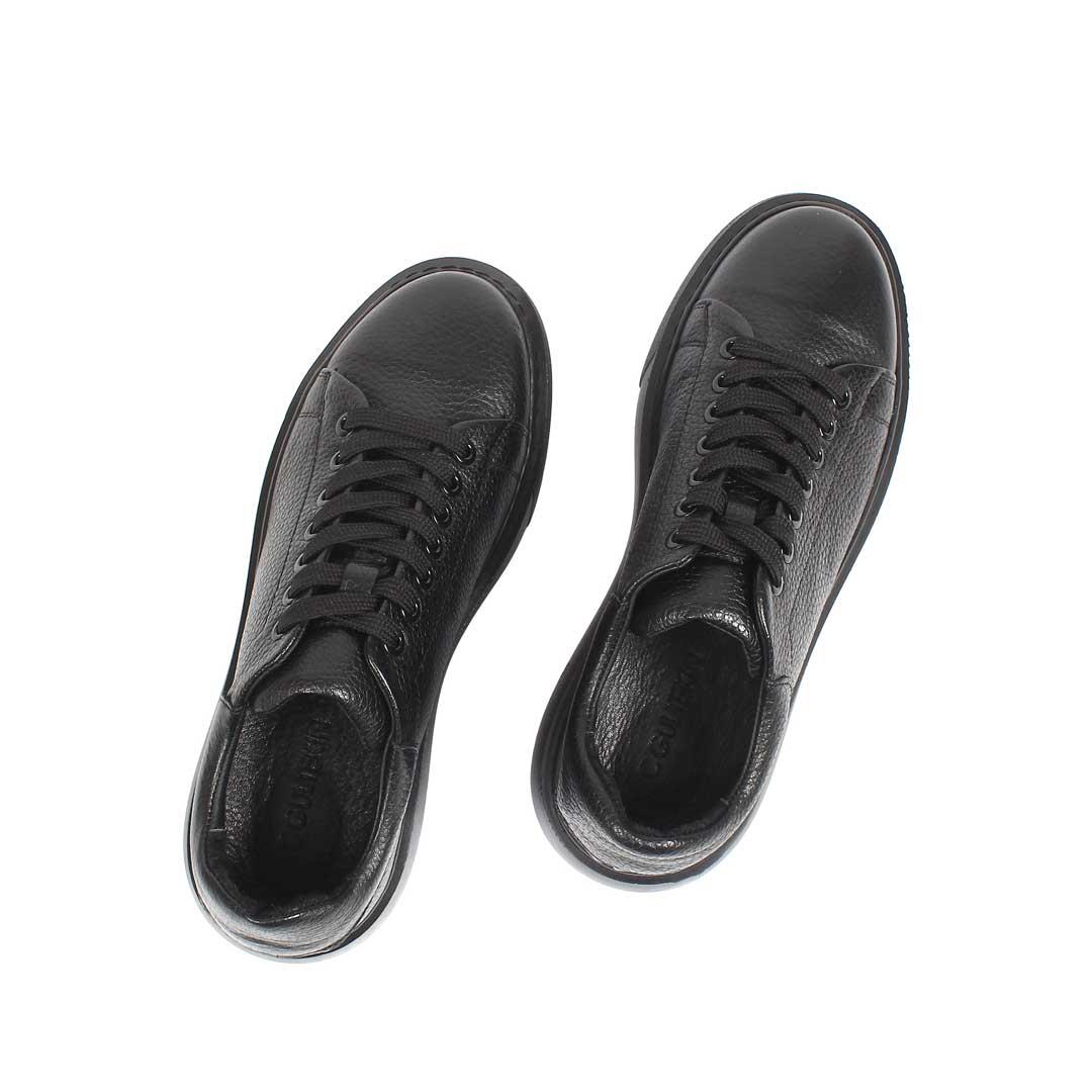 Celal Gültekin Kadın Siyah Bağcıklı Kalın Tabanlı Deri Sneaker