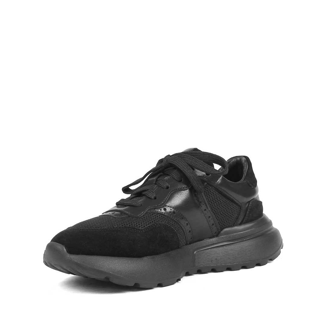 Celal Gültekin Kadın Siyah Bağcıklı Kalın Tabanlı Süet Deri Sneaker