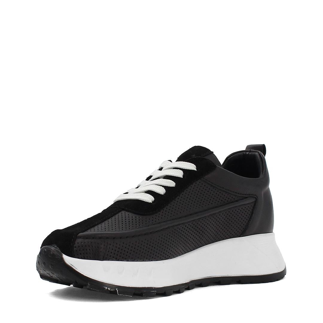 Celal Gültekin Kadın Siyah Bağcıklı Kalın Tabanlı Süet Deri Sneaker